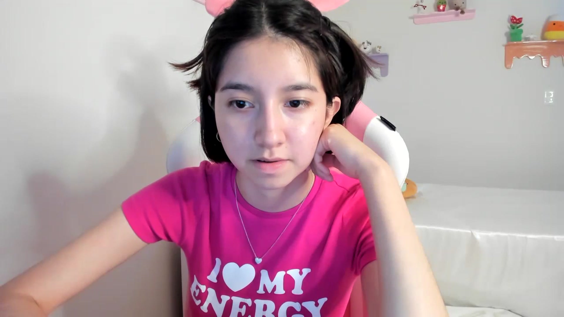 Gallery image thumbnail from Cherrycute666's myfreecams stream on, 07/04/2023, 07:35 image 11 of 20