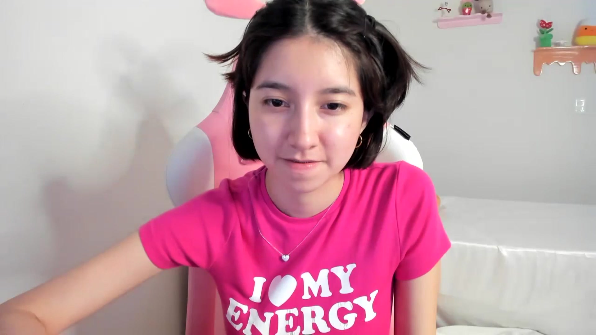 Gallery image thumbnail from Cherrycute666's myfreecams stream on, 07/04/2023, 07:35 image 5 of 20