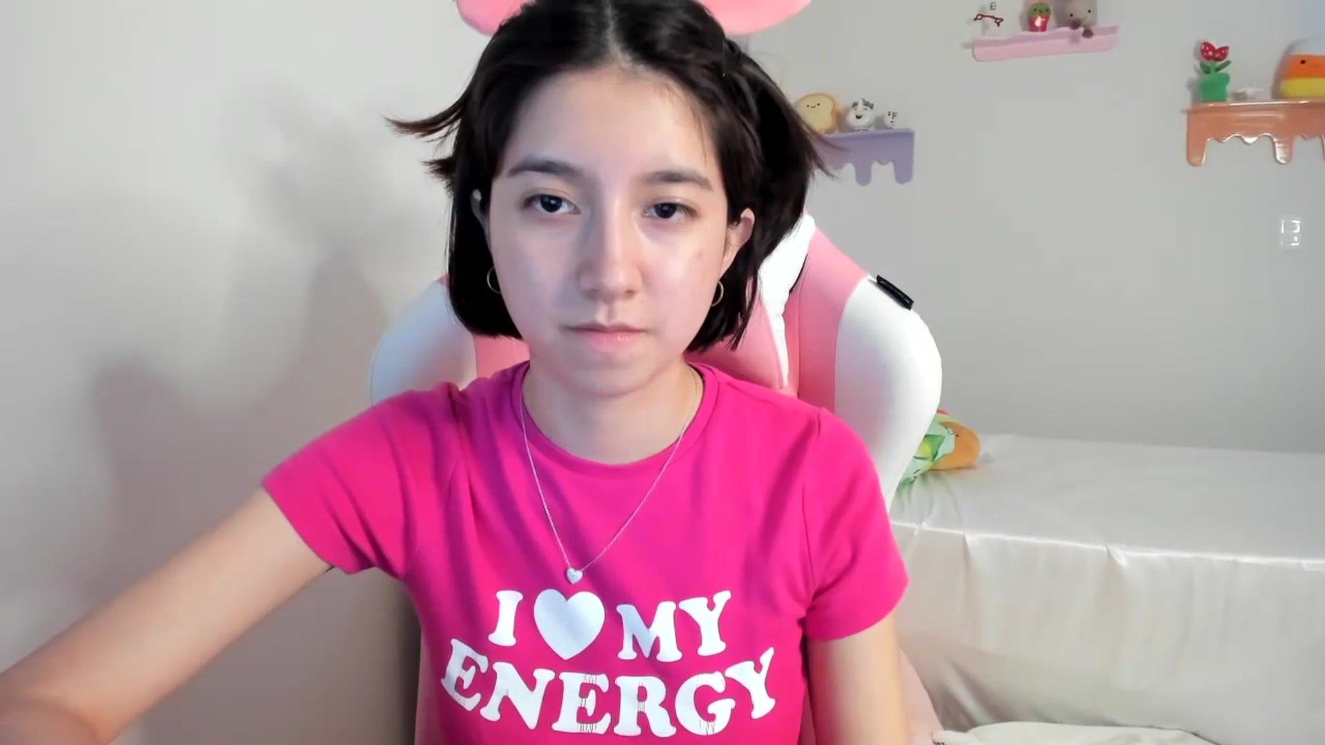 Gallery image thumbnail from Cherrycute666's myfreecams stream on, 07/04/2023, 07:35 image 2 of 20