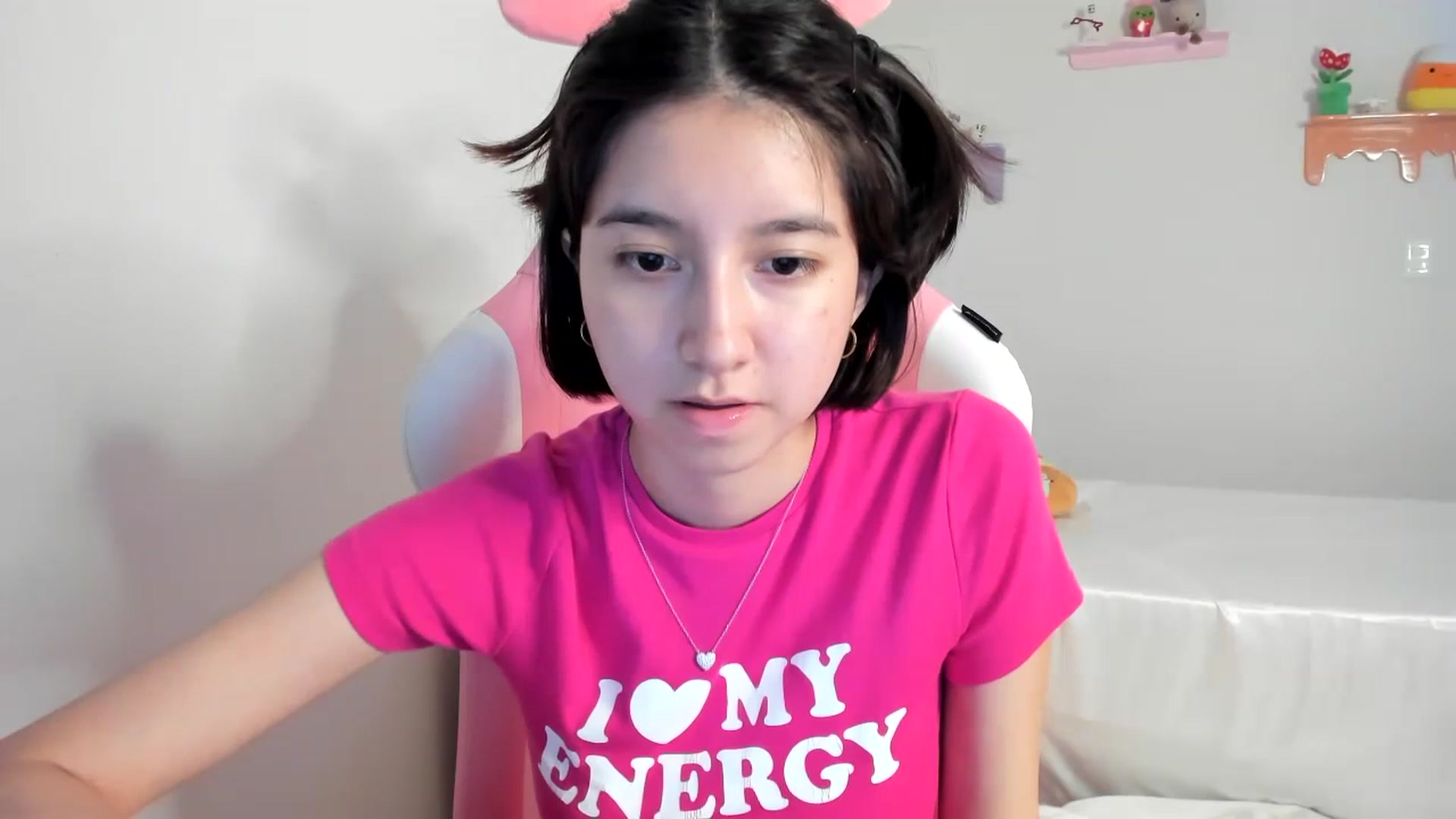 Gallery image thumbnail from Cherrycute666's myfreecams stream on, 07/04/2023, 07:35 image 8 of 20