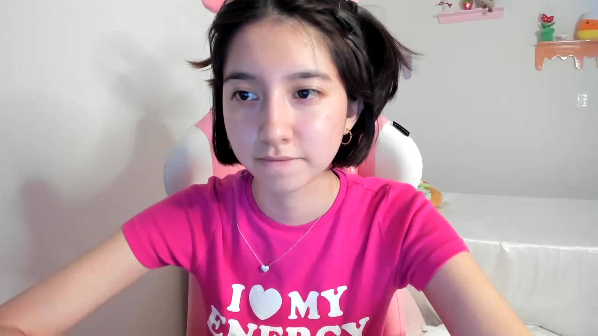 Gallery image thumbnail from Cherrycute666's myfreecams stream on, 07/04/2023, 07:35 image 6 of 20