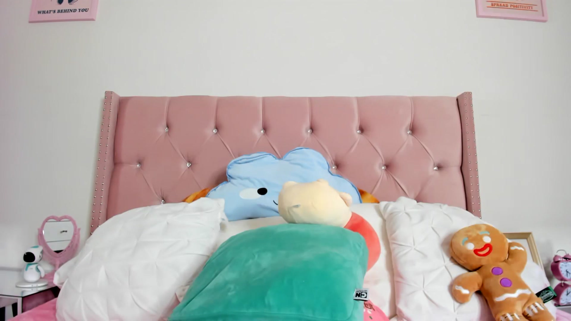 Gallery image thumbnail from Cherrycute666's myfreecams stream on, 07/04/2023, 09:53 image 20 of 20