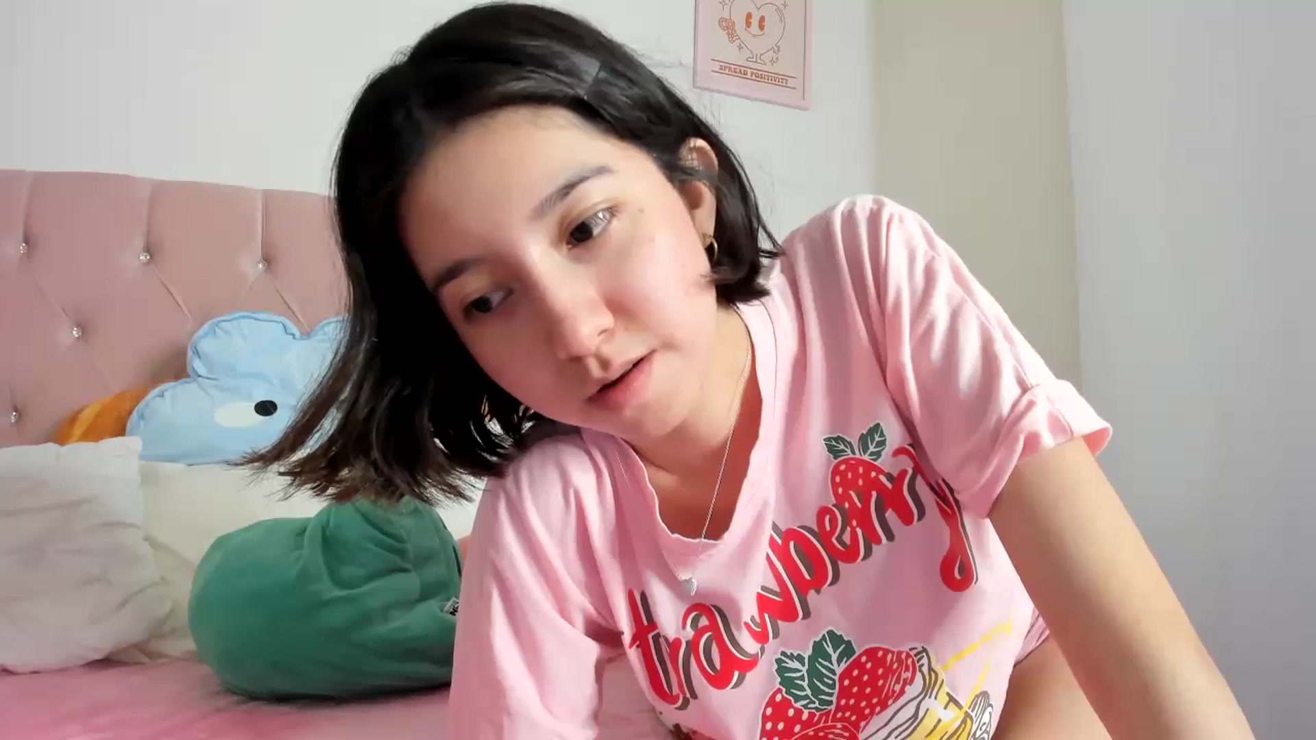 Gallery image thumbnail from Cherrycute666's myfreecams stream on, 07/04/2023, 10:28 image 6 of 20