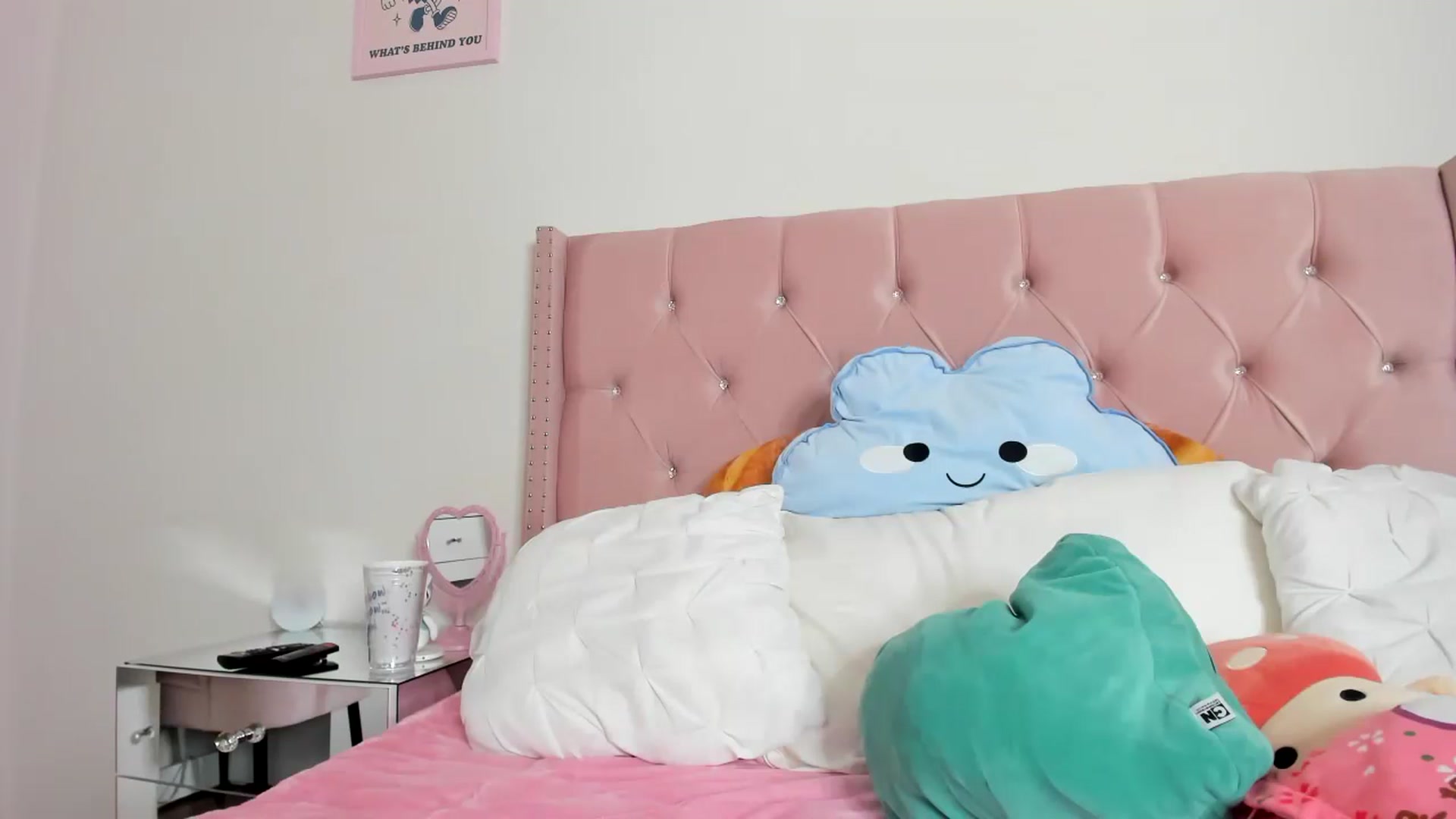 Gallery image thumbnail from Cherrycute666's myfreecams stream on, 07/04/2023, 10:28 image 7 of 20