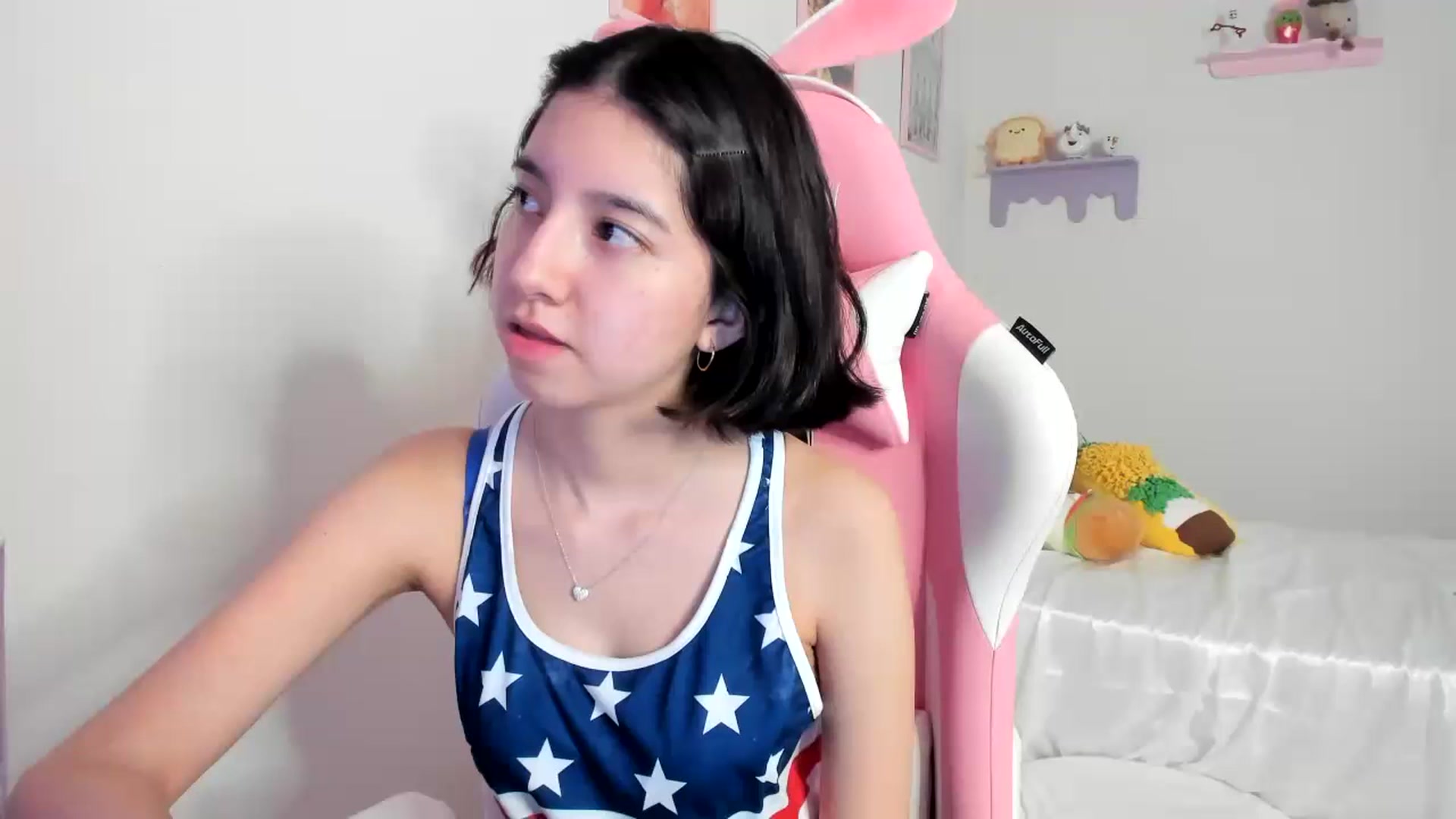 Gallery image thumbnail from Cherrycute666's myfreecams stream on, 07/05/2023, 01:32 image 1 of 20