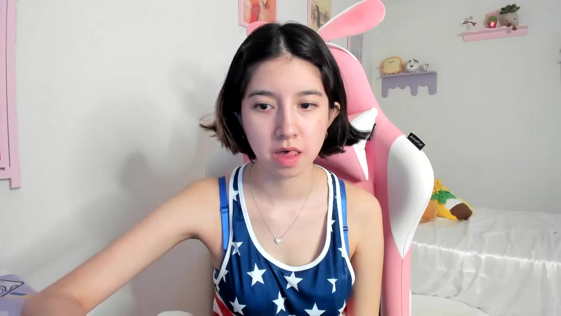 Gallery image thumbnail from Cherrycute666's myfreecams stream on, 07/05/2023, 01:32 image 10 of 20