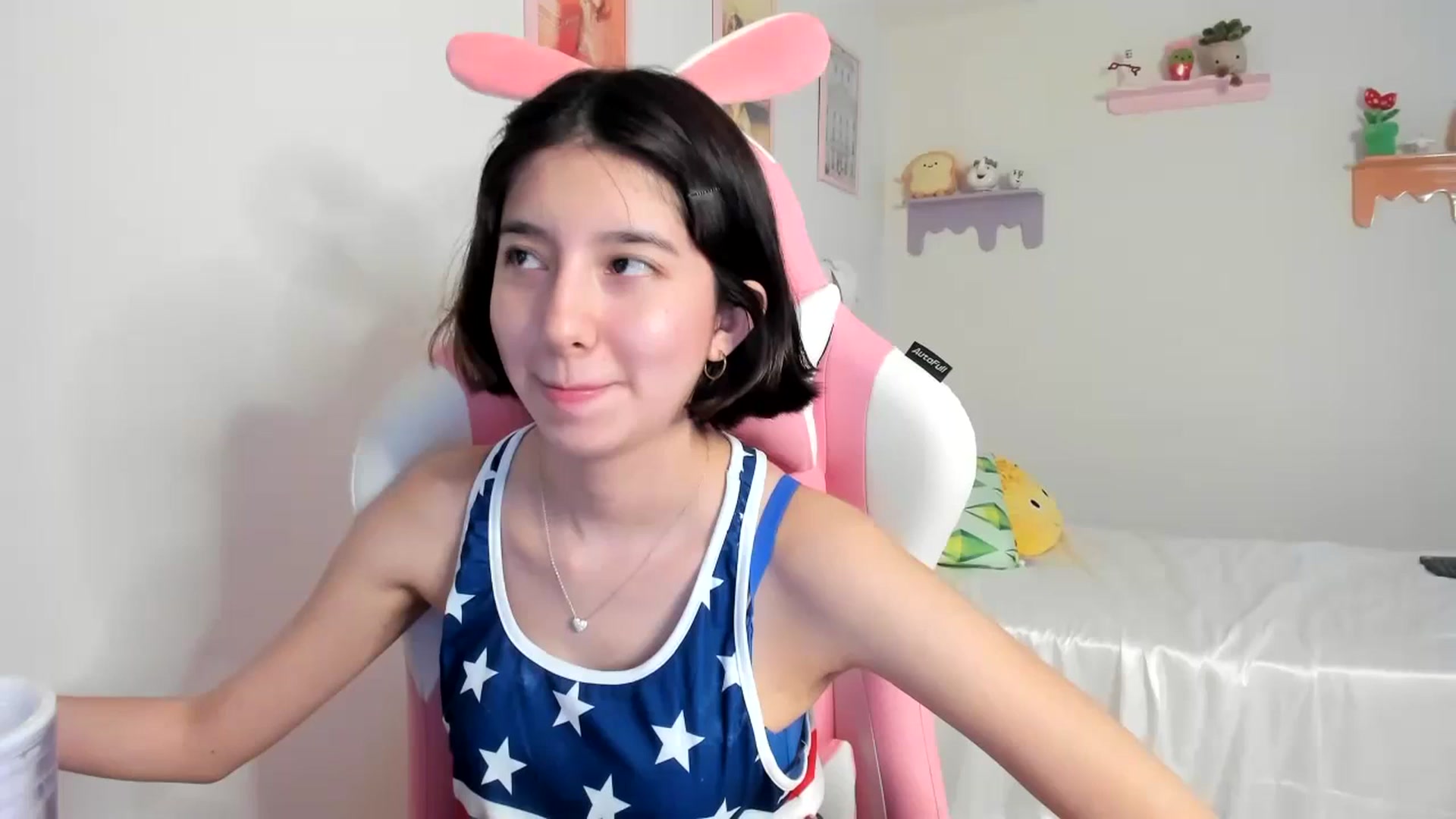 Gallery image thumbnail from Cherrycute666's myfreecams stream on, 07/05/2023, 03:39 image 19 of 20