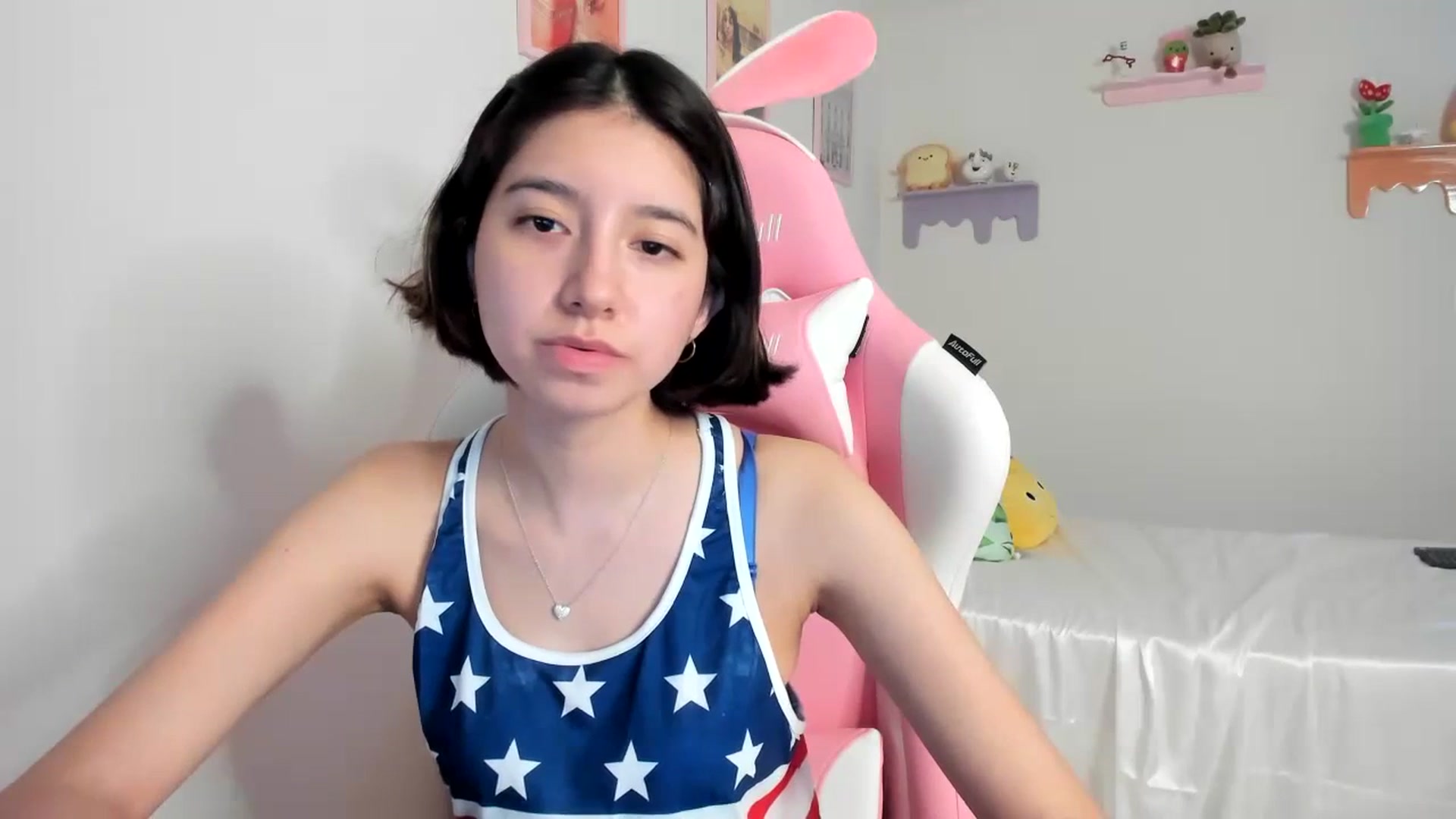 Gallery image thumbnail from Cherrycute666's myfreecams stream on, 07/05/2023, 03:39 image 10 of 20