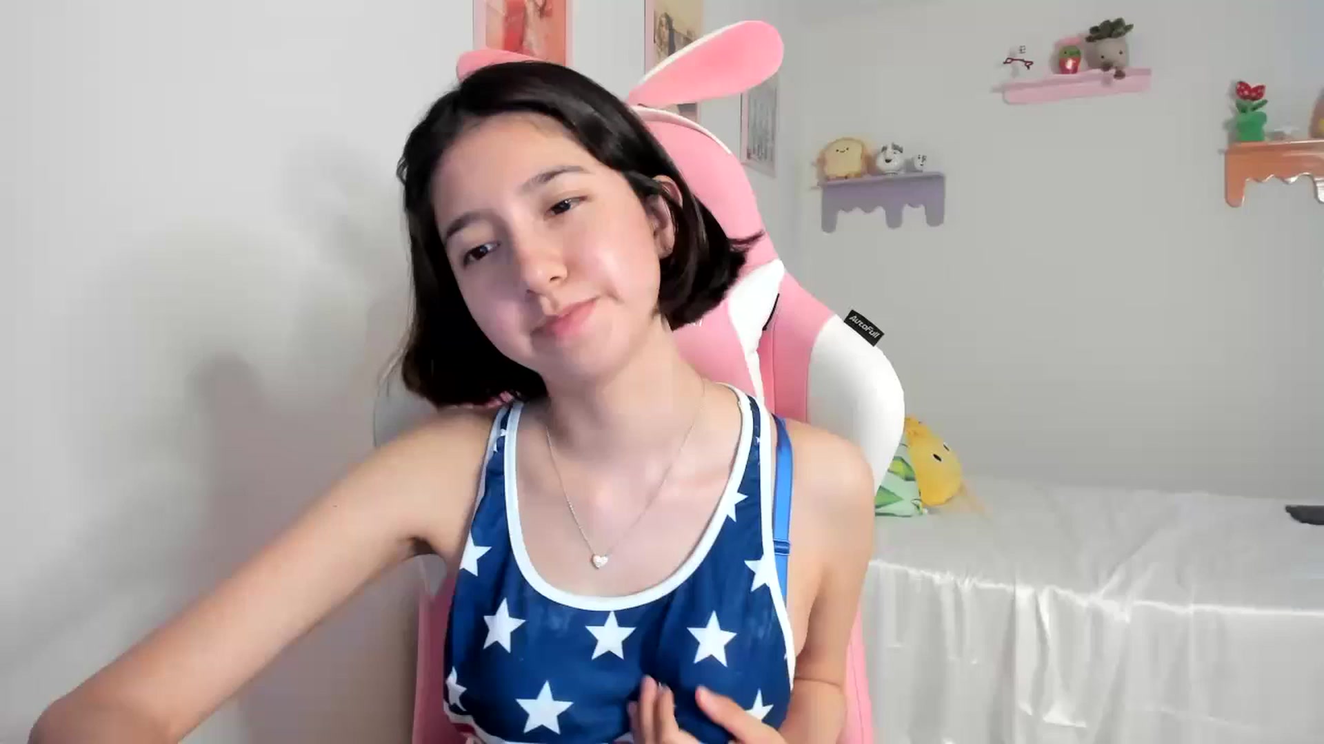 Gallery image thumbnail from Cherrycute666's myfreecams stream on, 07/05/2023, 03:39 image 11 of 20