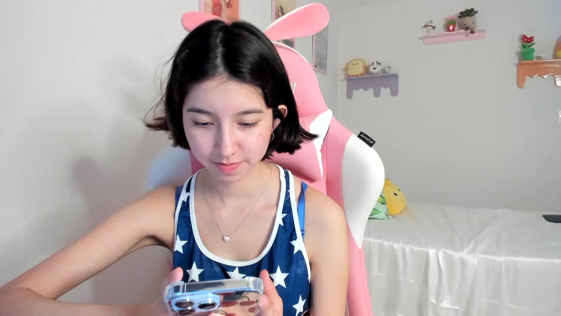 Gallery image thumbnail from Cherrycute666's myfreecams stream on, 07/05/2023, 03:39 image 6 of 20