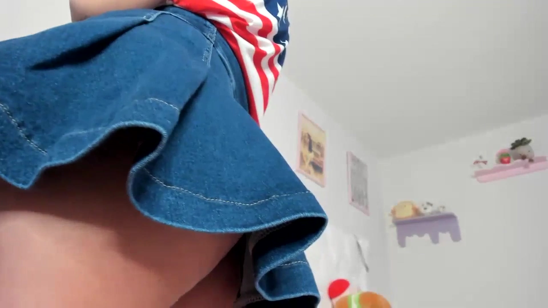Gallery image thumbnail from Cherrycute666's myfreecams stream on, 07/05/2023, 03:39 image 4 of 20