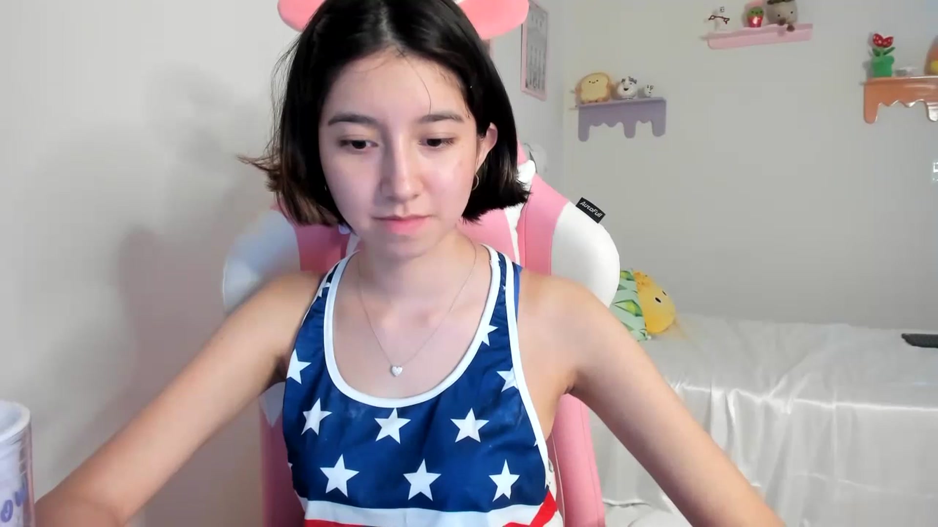 Gallery image thumbnail from Cherrycute666's myfreecams stream on, 07/05/2023, 03:56 image 3 of 20