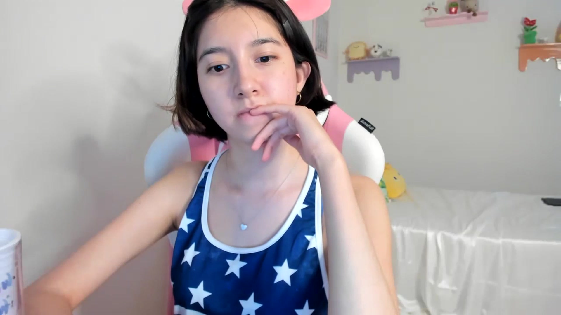 Gallery image thumbnail from Cherrycute666's myfreecams stream on, 07/05/2023, 03:56 image 8 of 20