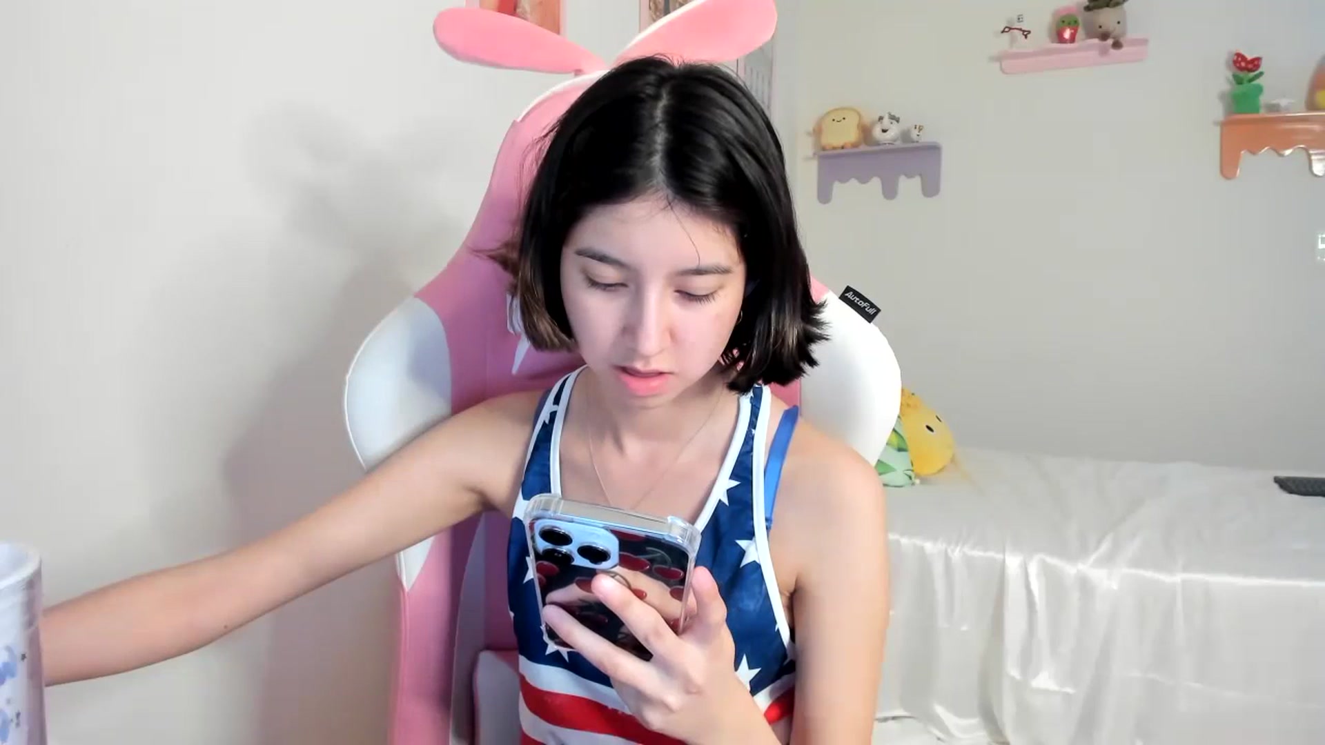 Gallery image thumbnail from Cherrycute666's myfreecams stream on, 07/05/2023, 03:56 image 11 of 20