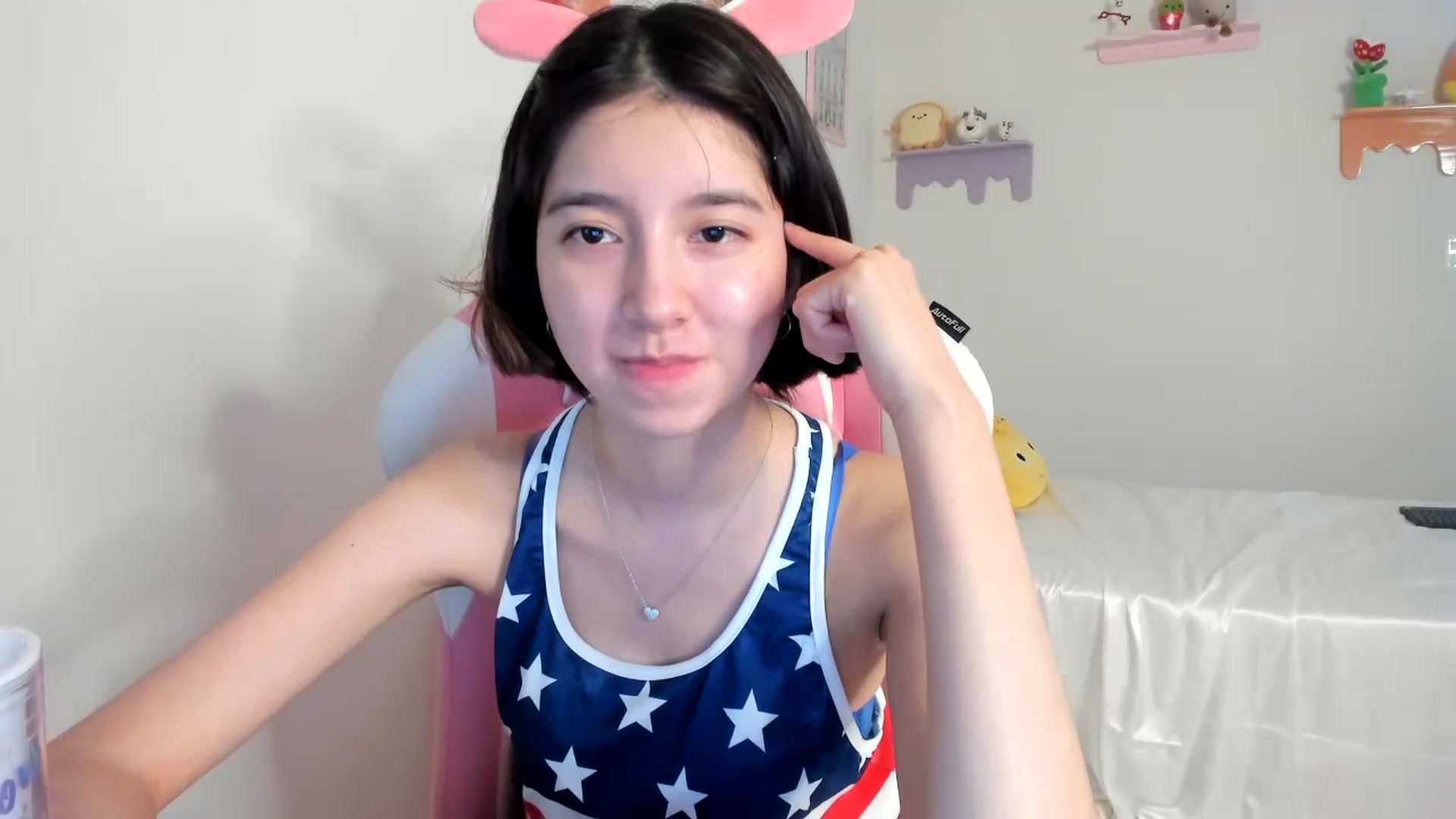 Gallery image thumbnail from Cherrycute666's myfreecams stream on, 07/05/2023, 03:56 image 6 of 20