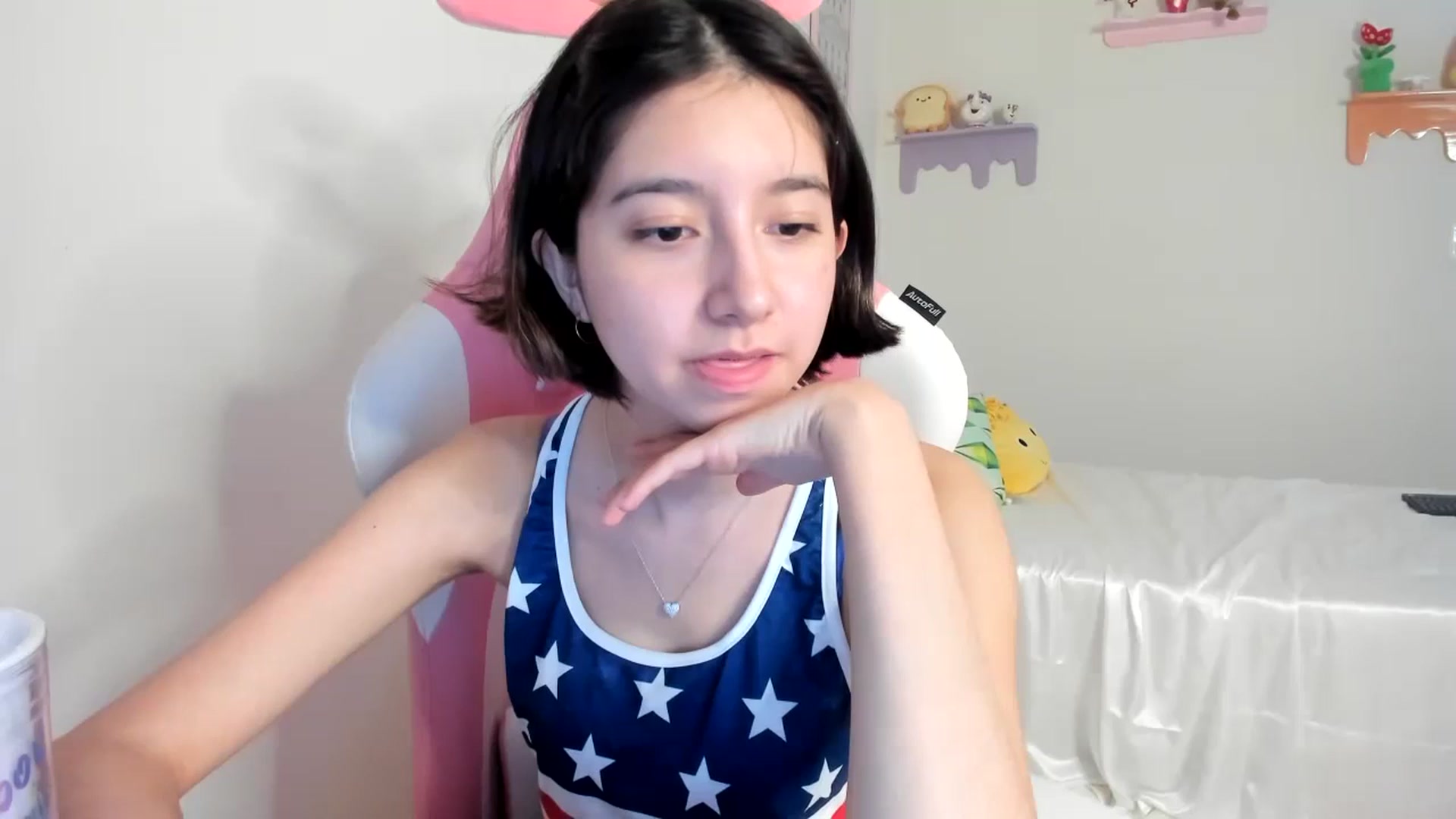 Gallery image thumbnail from Cherrycute666's myfreecams stream on, 07/05/2023, 03:56 image 1 of 20