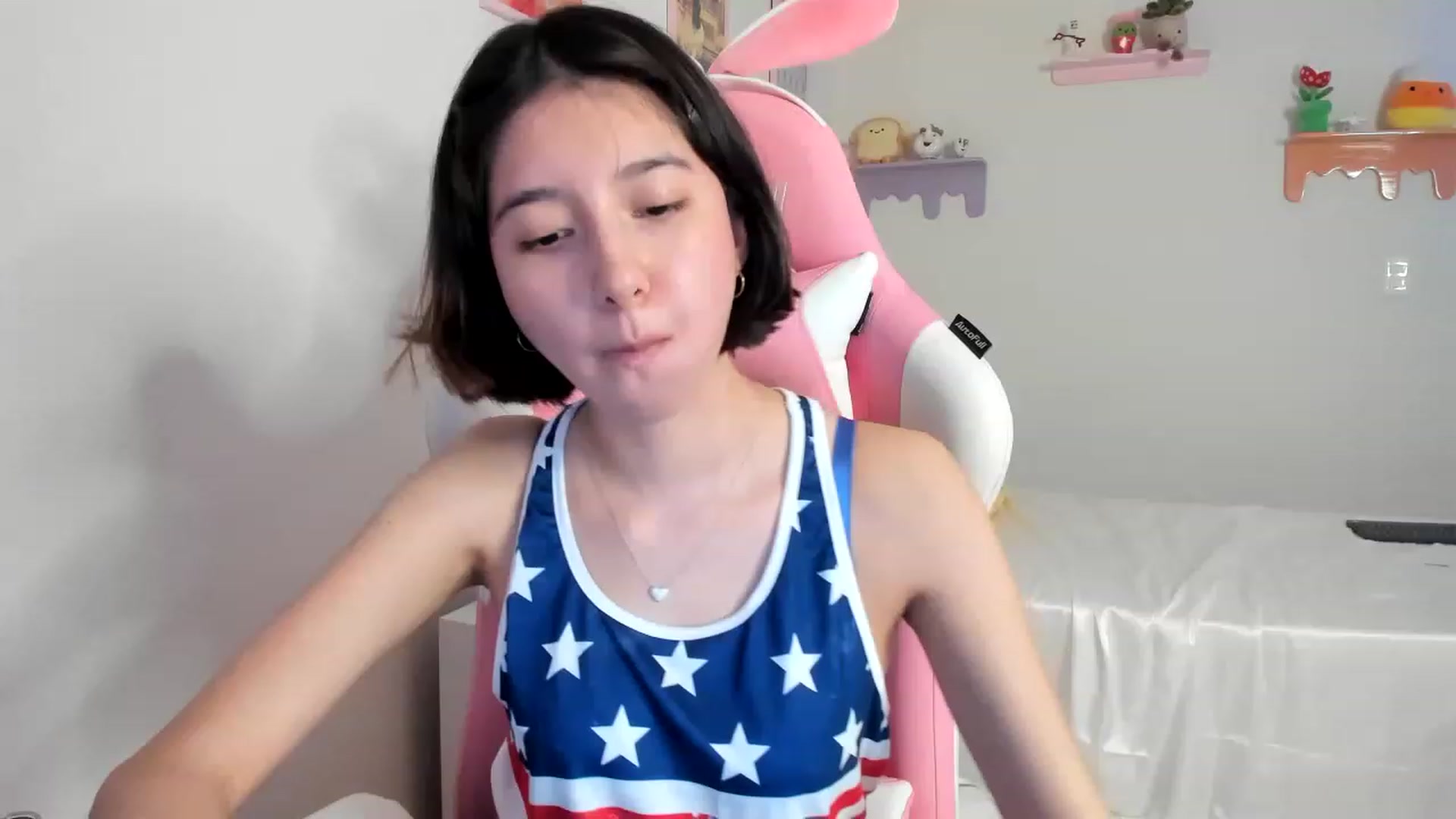 Gallery image thumbnail from Cherrycute666's myfreecams stream on, 07/05/2023, 04:46 image 4 of 20