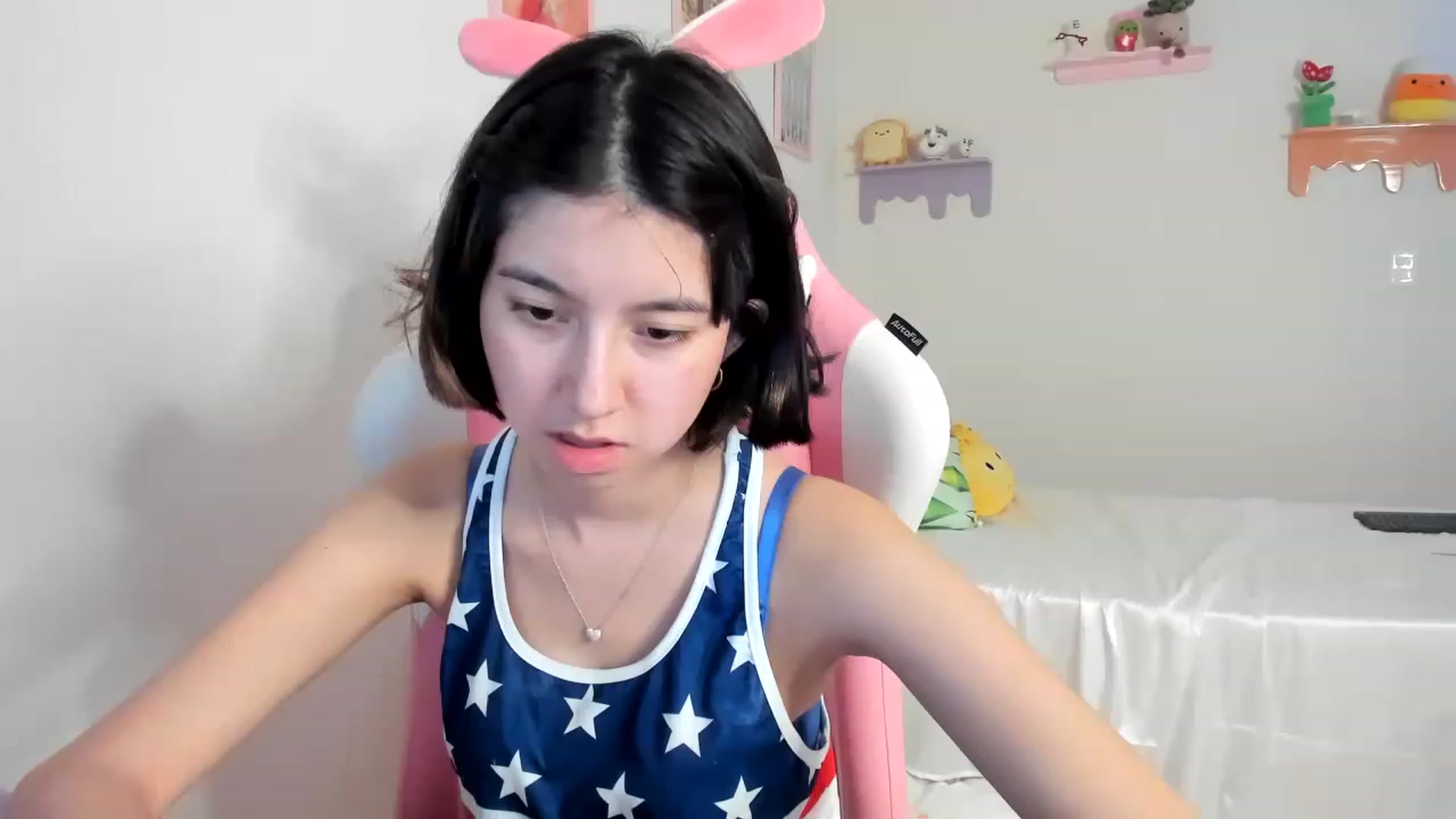 Gallery image thumbnail from Cherrycute666's myfreecams stream on, 07/05/2023, 04:46 image 16 of 20
