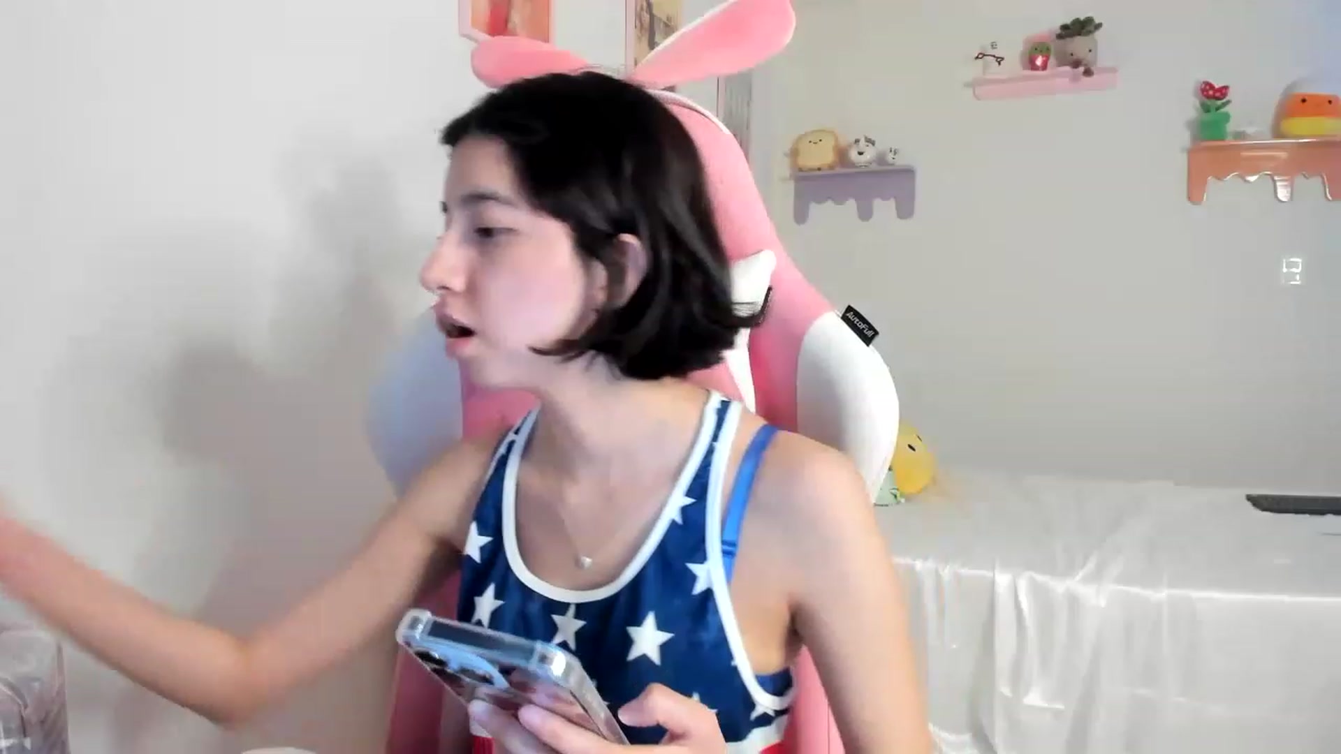 Gallery image thumbnail from Cherrycute666's myfreecams stream on, 07/05/2023, 04:46 image 18 of 20