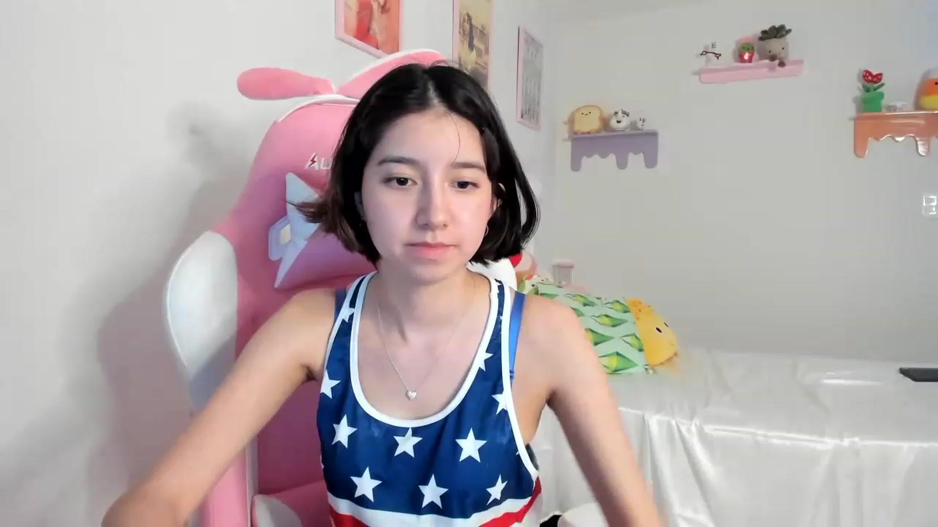 Gallery image thumbnail from Cherrycute666's myfreecams stream on, 07/05/2023, 07:19 image 2 of 20