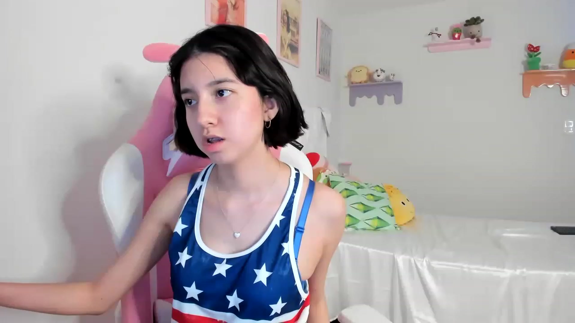 Gallery image thumbnail from Cherrycute666's myfreecams stream on, 07/05/2023, 07:19 image 5 of 20