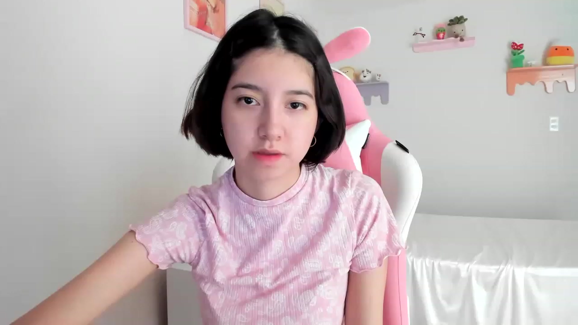 Gallery image thumbnail from Cherrycute666's myfreecams stream on, 07/05/2023, 20:51 image 3 of 20
