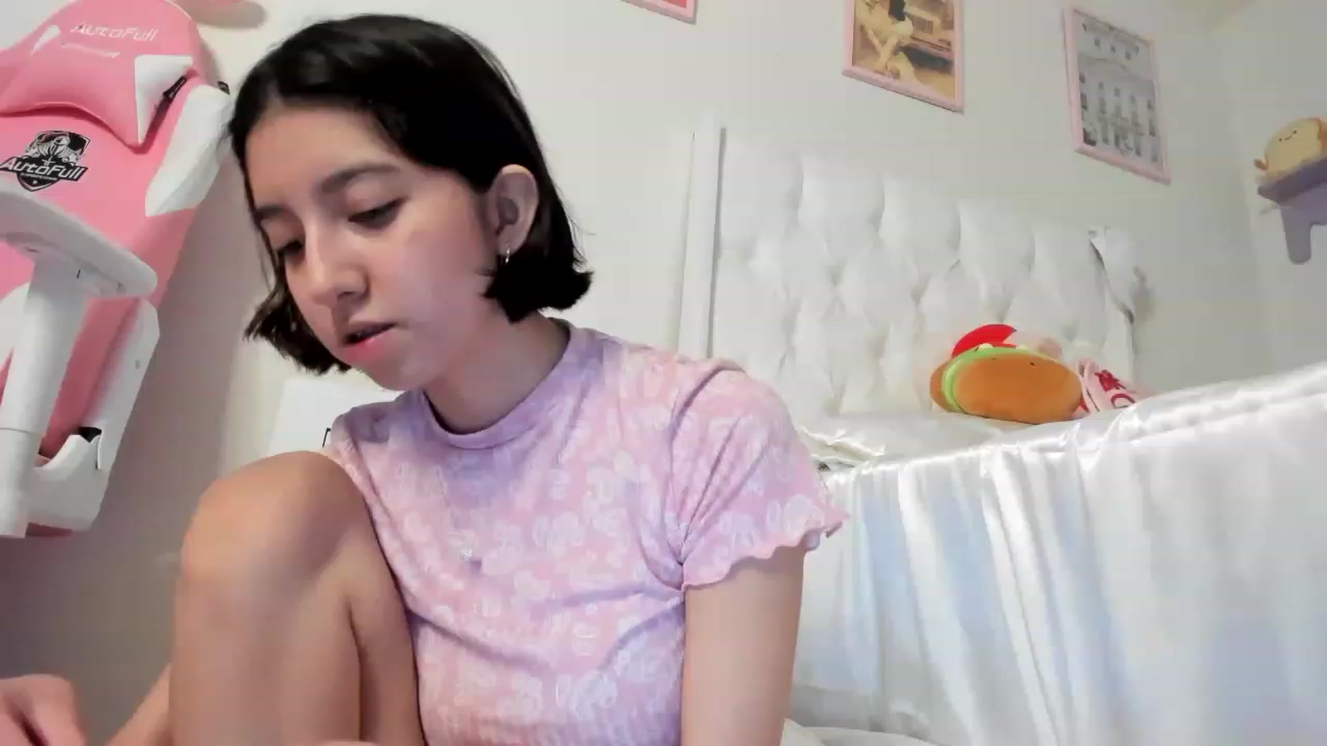 Gallery image thumbnail from Cherrycute666's myfreecams stream on, 07/05/2023, 23:36 image 2 of 20