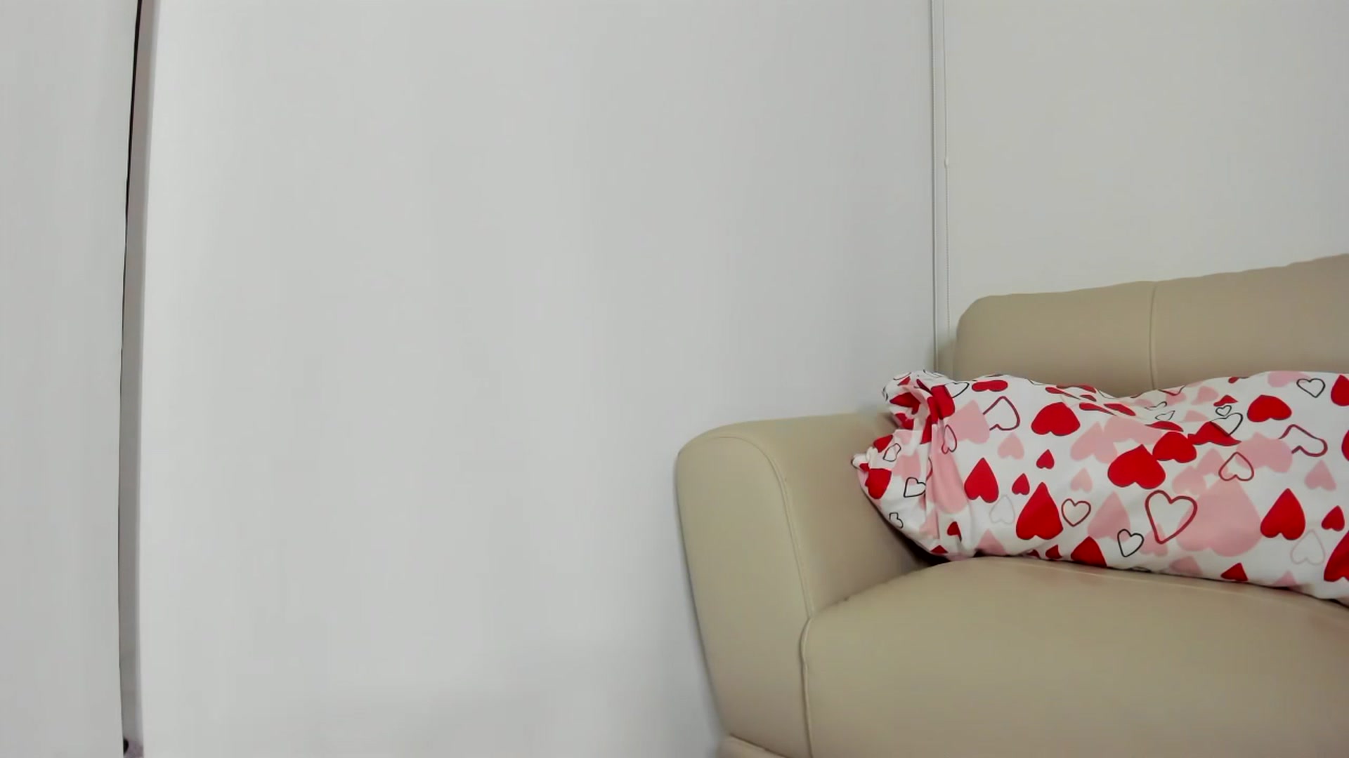 Gallery image thumbnail from Cherrycute666's myfreecams stream on, 07/06/2023, 24:05 image 2 of 20