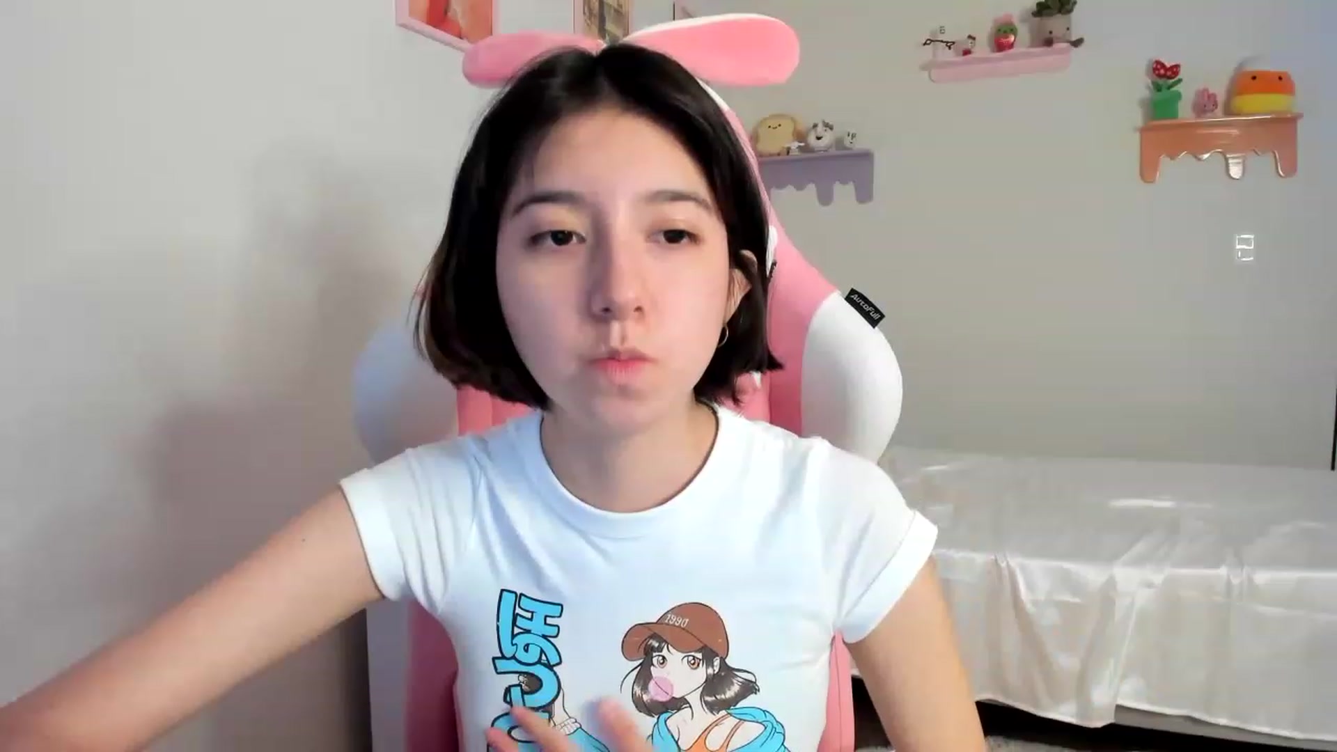 Gallery image thumbnail from Cherrycute666's myfreecams stream on, 07/06/2023, 22:47 image 18 of 20