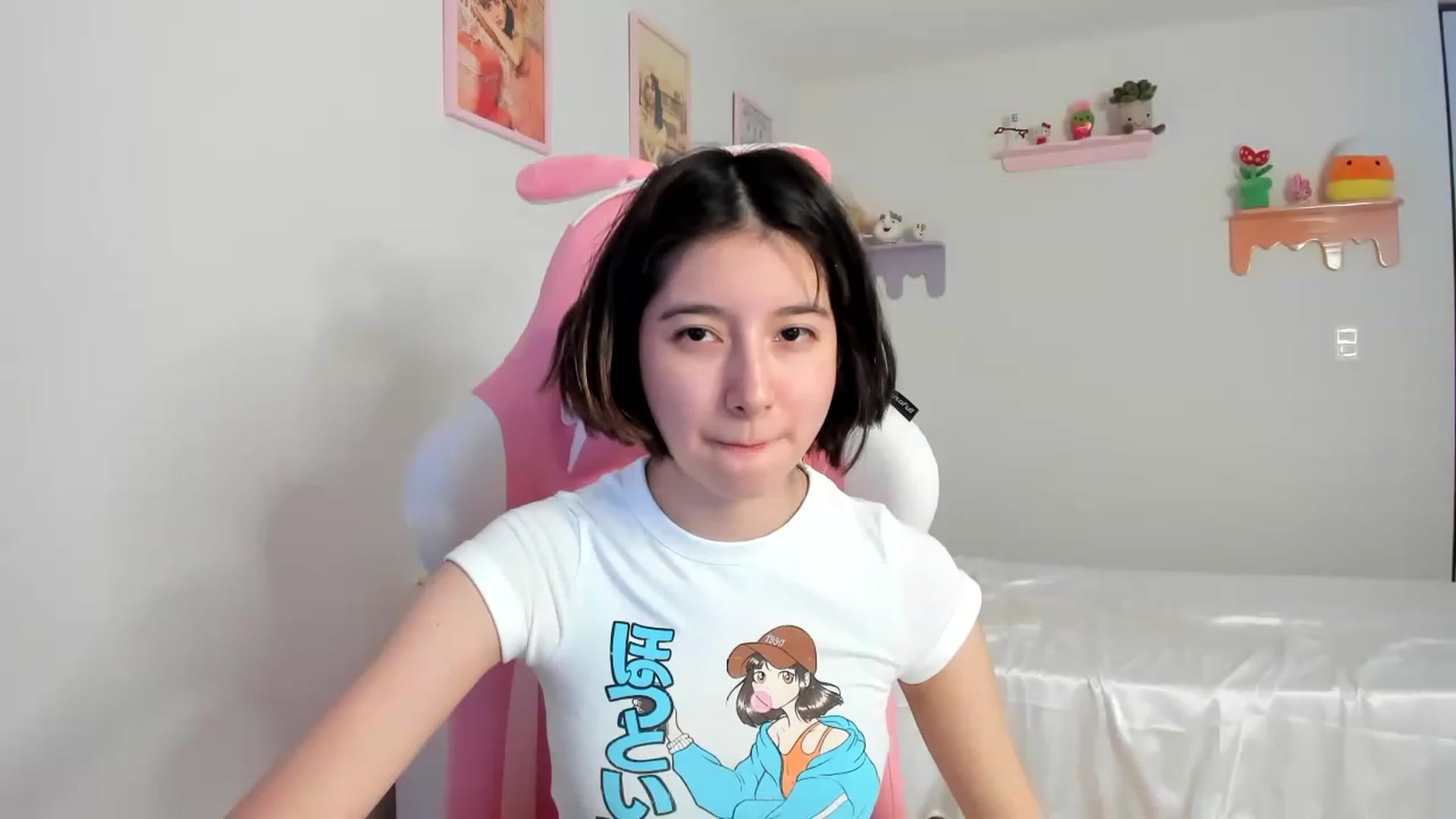 Gallery image thumbnail from Cherrycute666's myfreecams stream on, 07/06/2023, 22:47 image 13 of 20