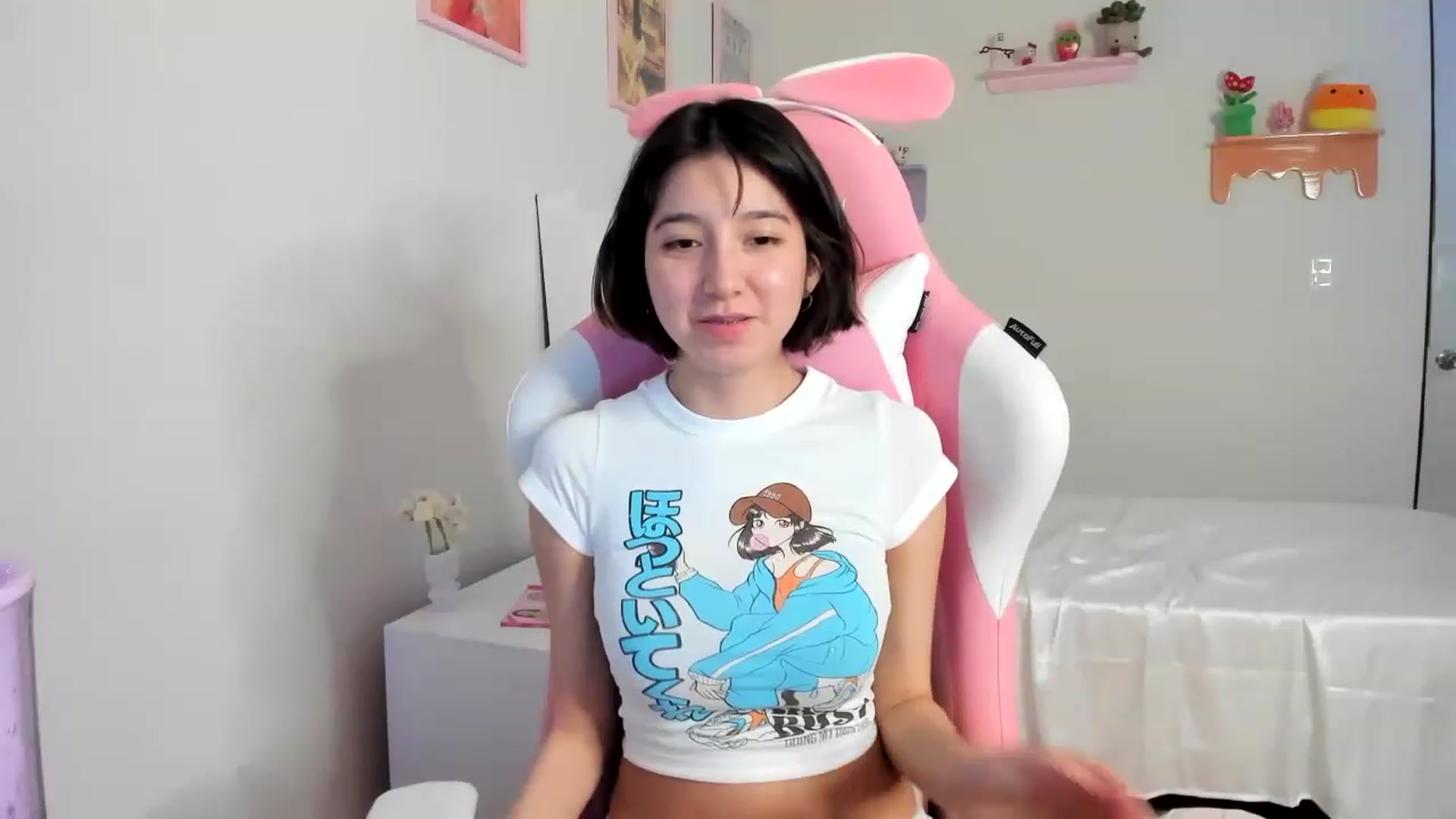 Gallery image thumbnail from Cherrycute666's myfreecams stream on, 07/07/2023, 03:24 image 6 of 20