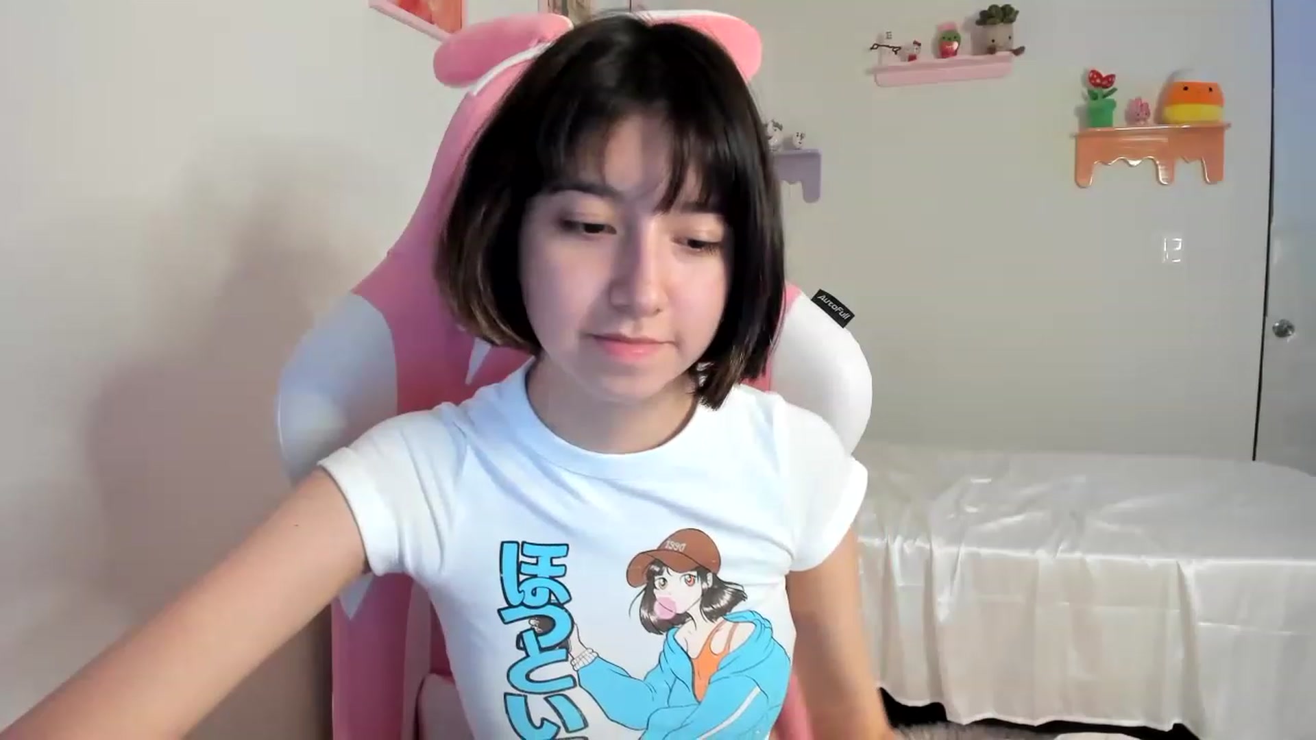 Gallery image thumbnail from Cherrycute666's myfreecams stream on, 07/07/2023, 03:24 image 10 of 20