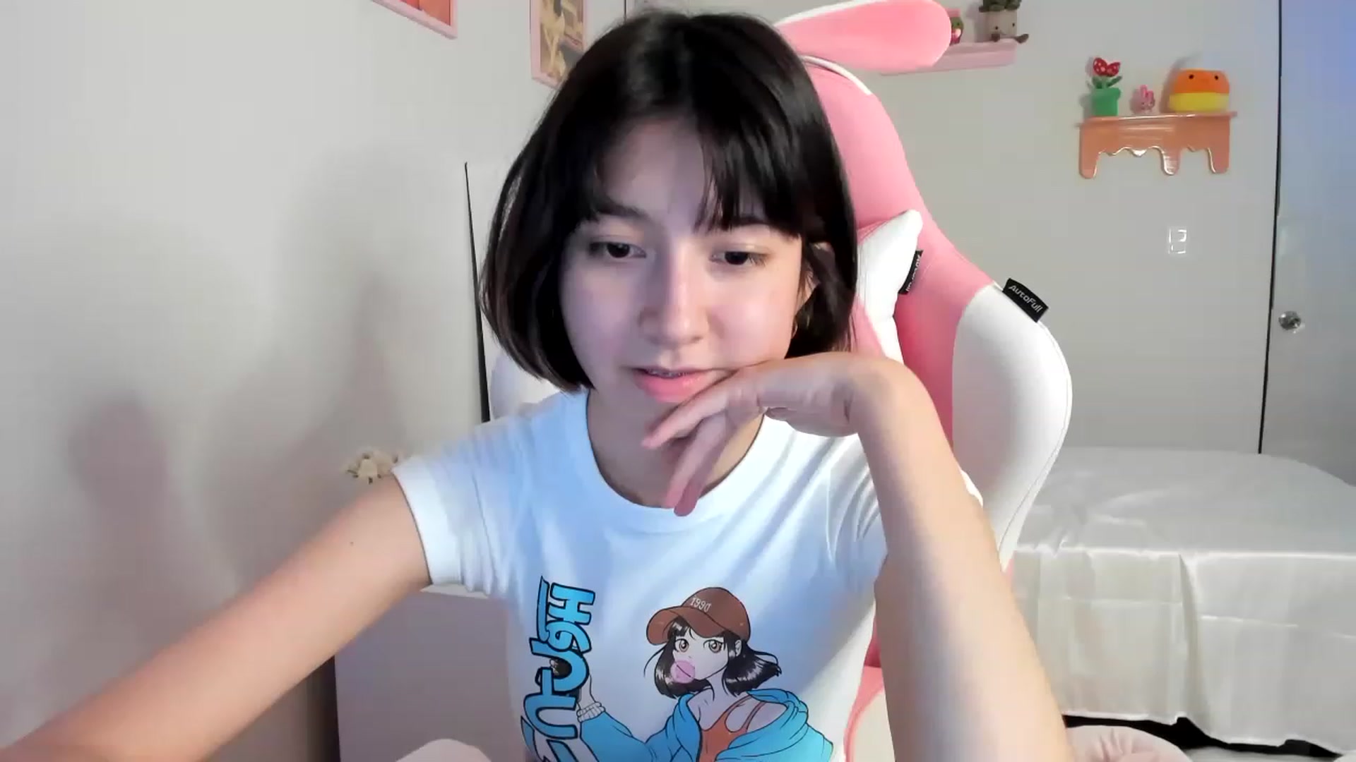 Gallery image thumbnail from Cherrycute666's myfreecams stream on, 07/07/2023, 03:24 image 16 of 20