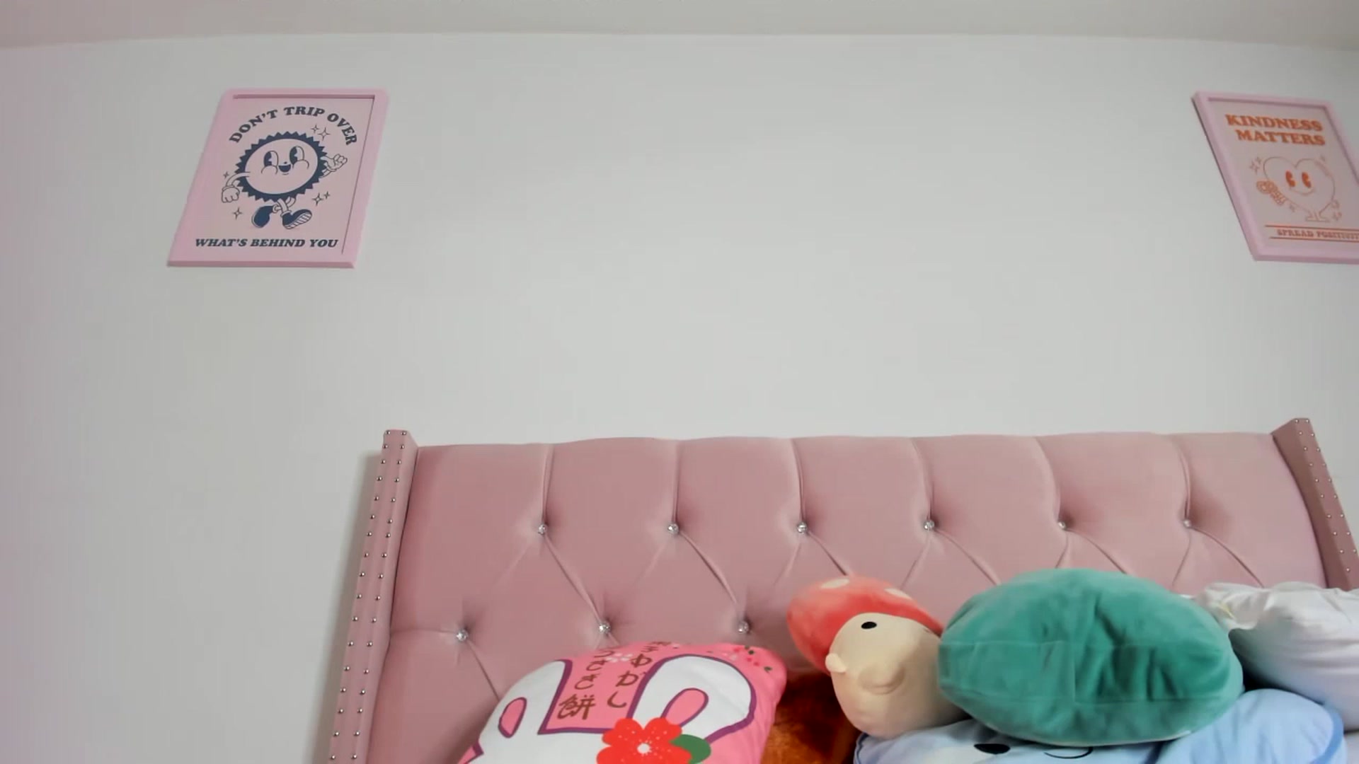 Gallery image thumbnail from Cherrycute666's myfreecams stream on, 07/07/2023, 07:08 image 1 of 20