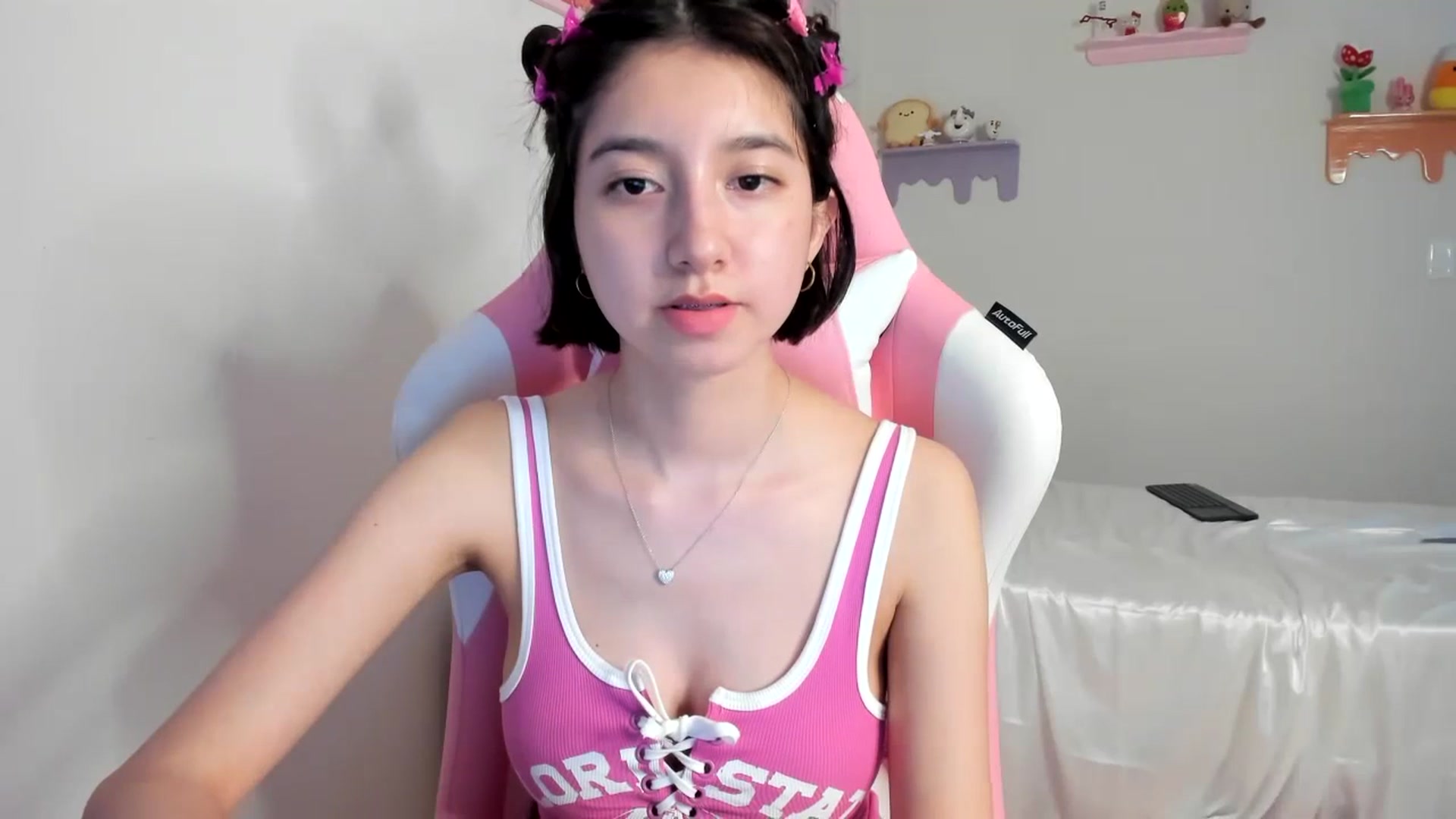 Gallery image thumbnail from Cherrycute666's myfreecams stream on, 07/08/2023, 06:19 image 13 of 20