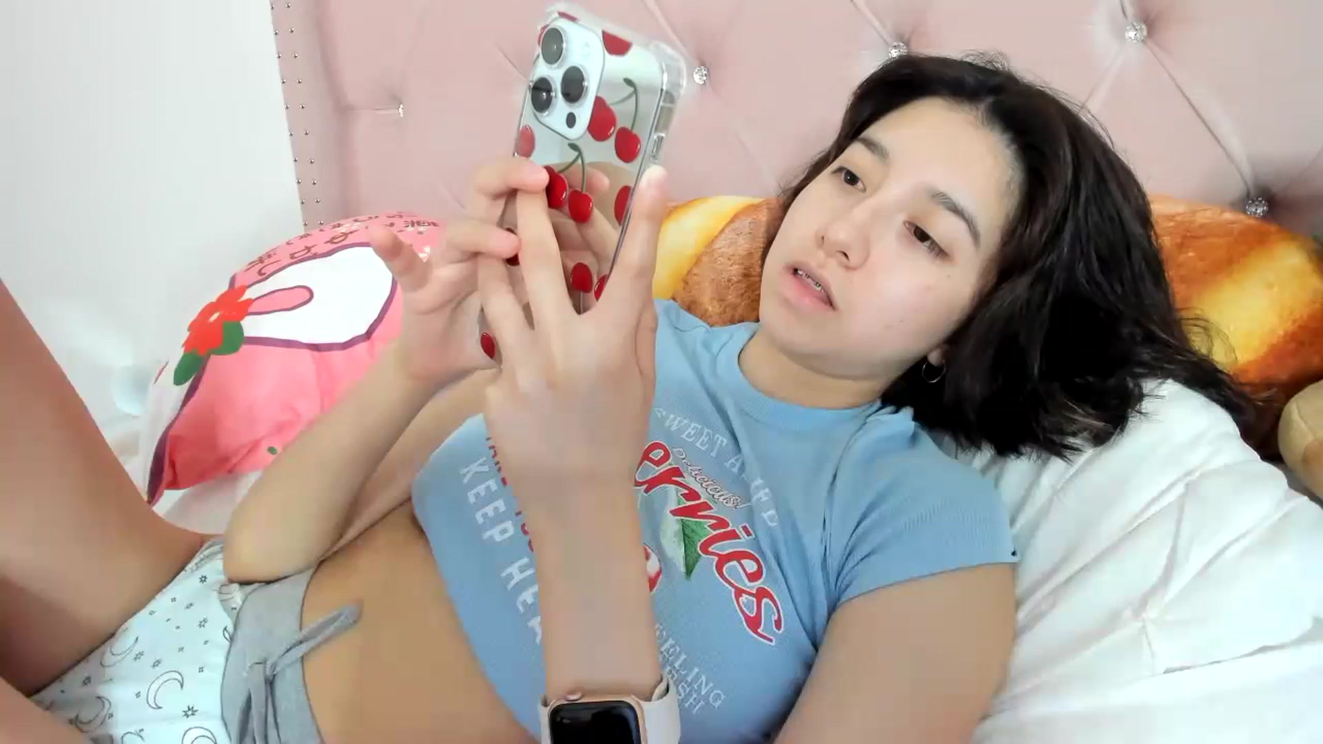 Gallery image thumbnail from Cherrycute666's myfreecams stream on, 07/08/2023, 10:37 image 11 of 20