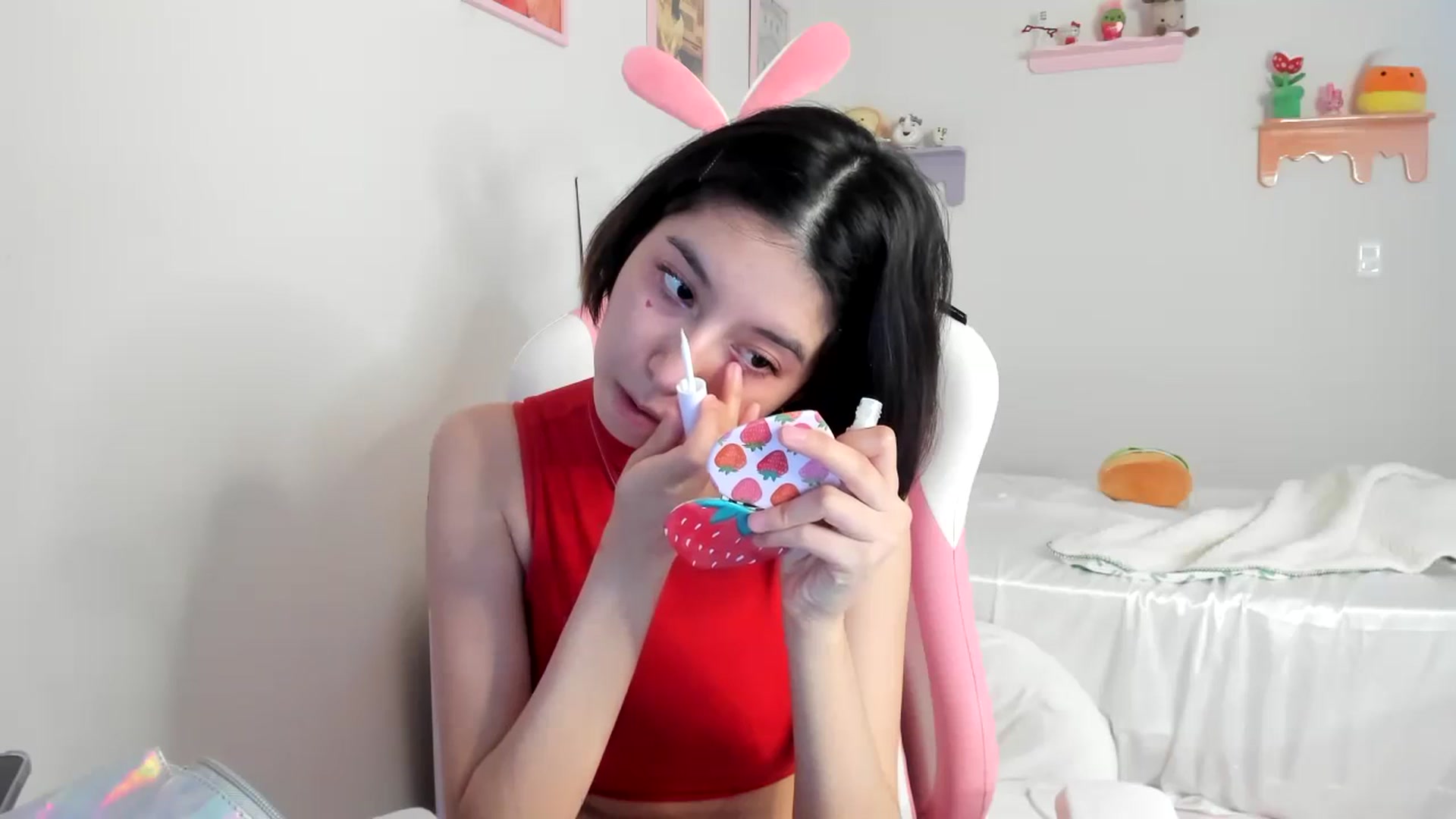 Gallery image thumbnail from Cherrycute666's myfreecams stream on, 07/08/2023, 19:49 image 6 of 20
