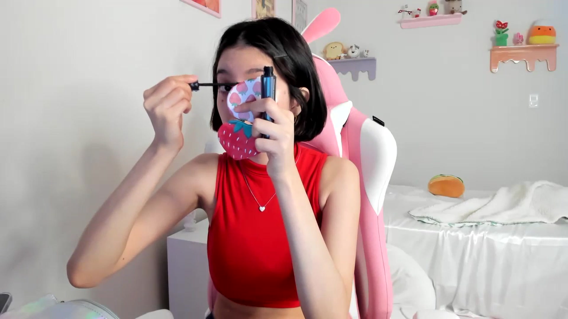 Gallery image thumbnail from Cherrycute666's myfreecams stream on, 07/08/2023, 19:49 image 7 of 20