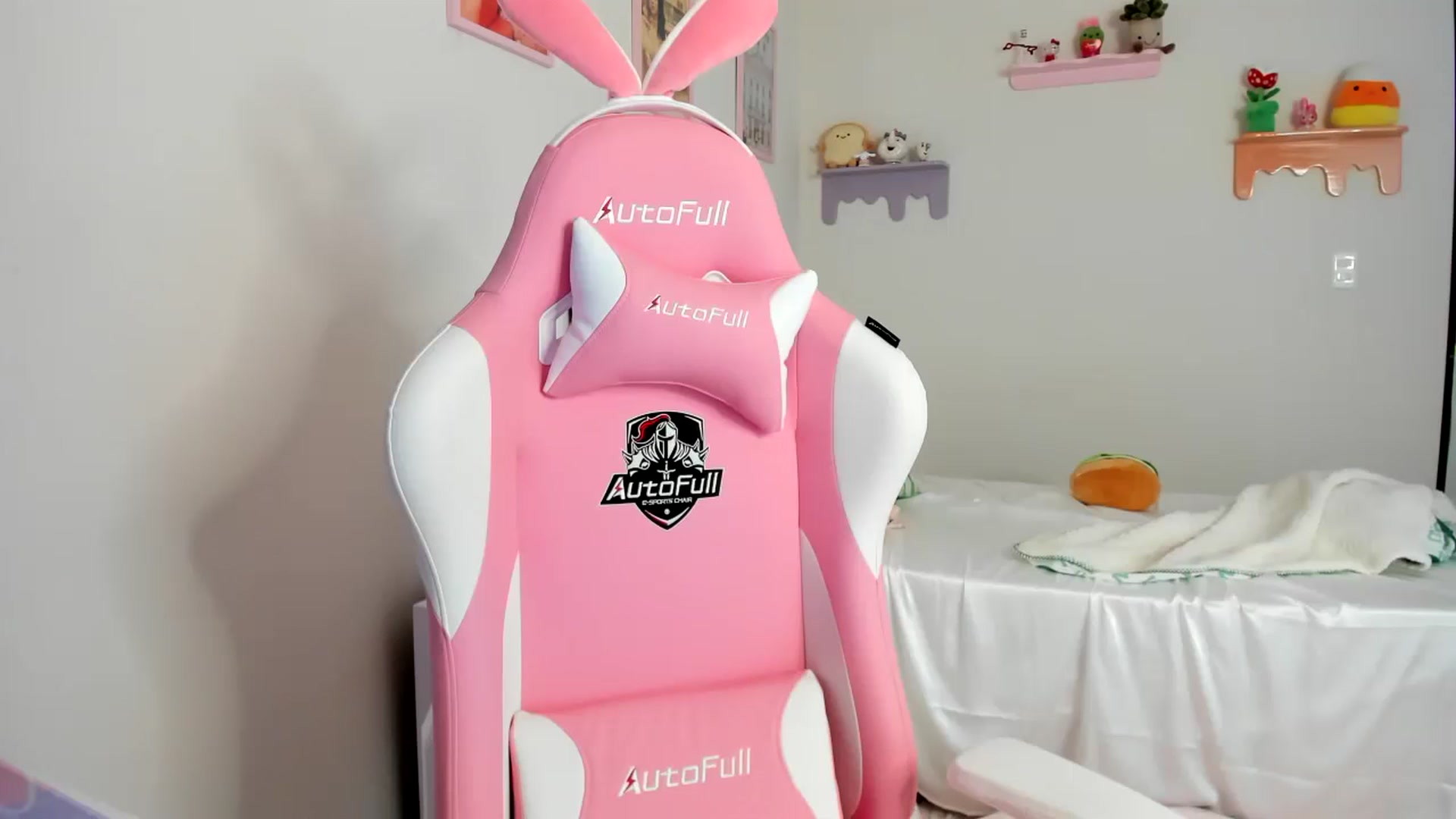 Gallery image thumbnail from Cherrycute666's myfreecams stream on, 07/08/2023, 19:49 image 20 of 20