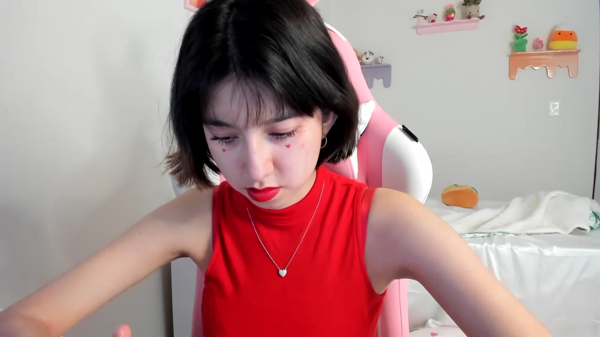 Gallery image thumbnail from Cherrycute666's myfreecams stream on, 07/08/2023, 19:49 image 17 of 20