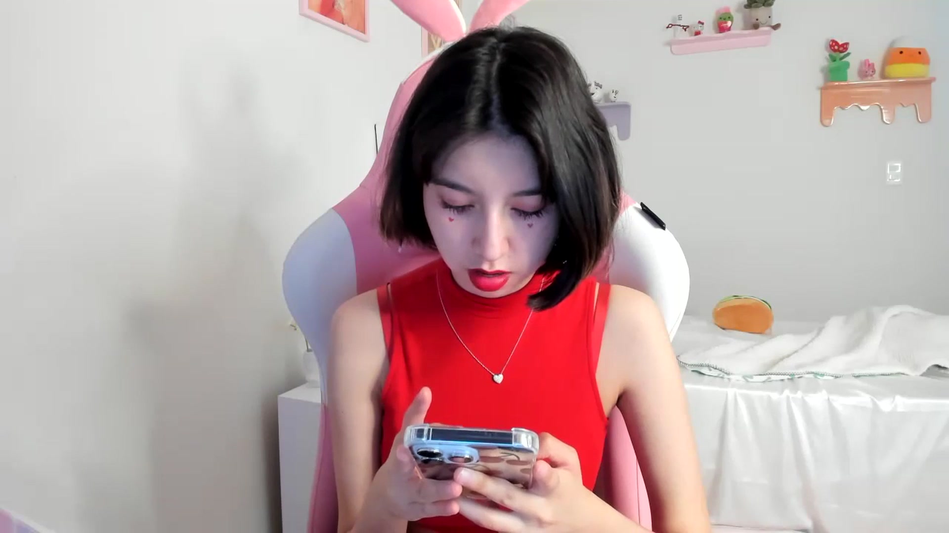 Gallery image thumbnail from Cherrycute666's myfreecams stream on, 07/08/2023, 20:12 image 3 of 20