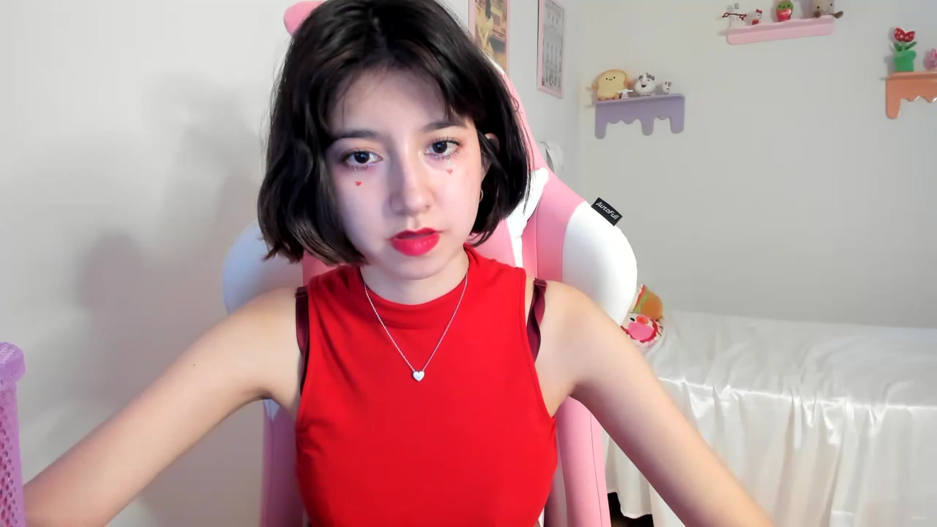 Gallery image thumbnail from Cherrycute666's myfreecams stream on, 07/09/2023, 04:09 image 7 of 20