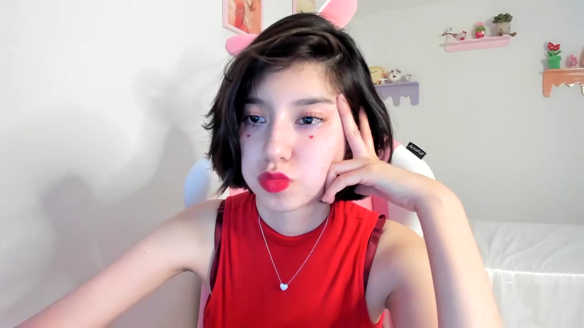 Gallery image thumbnail from Cherrycute666's myfreecams stream on, 07/09/2023, 10:11 image 1 of 20