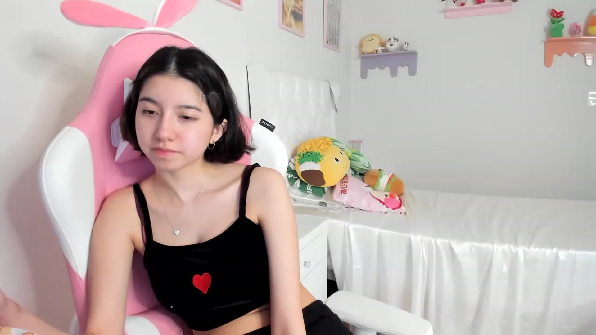 Gallery image thumbnail from Cherrycute666's myfreecams stream on, 07/09/2023, 22:06 image 3 of 20