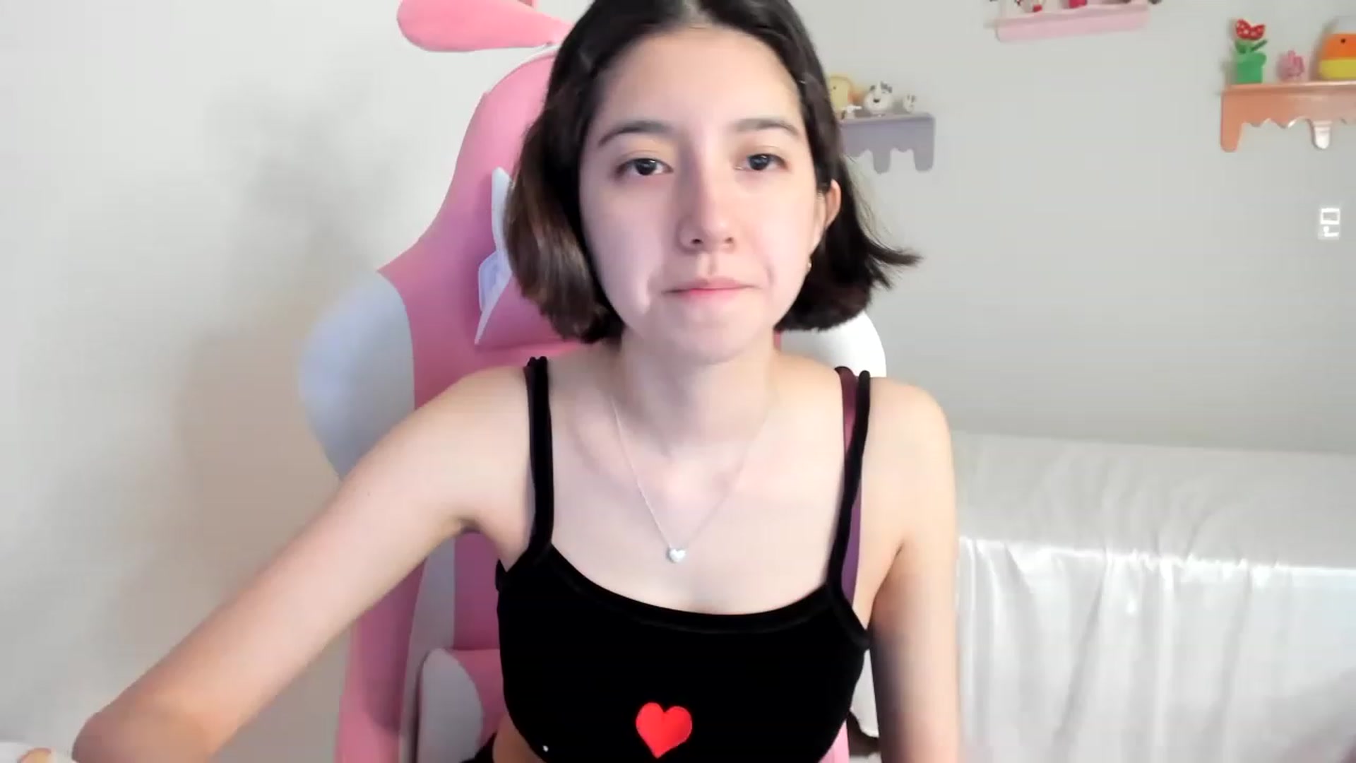 Gallery image thumbnail from Cherrycute666's myfreecams stream on, 07/09/2023, 22:06 image 1 of 20