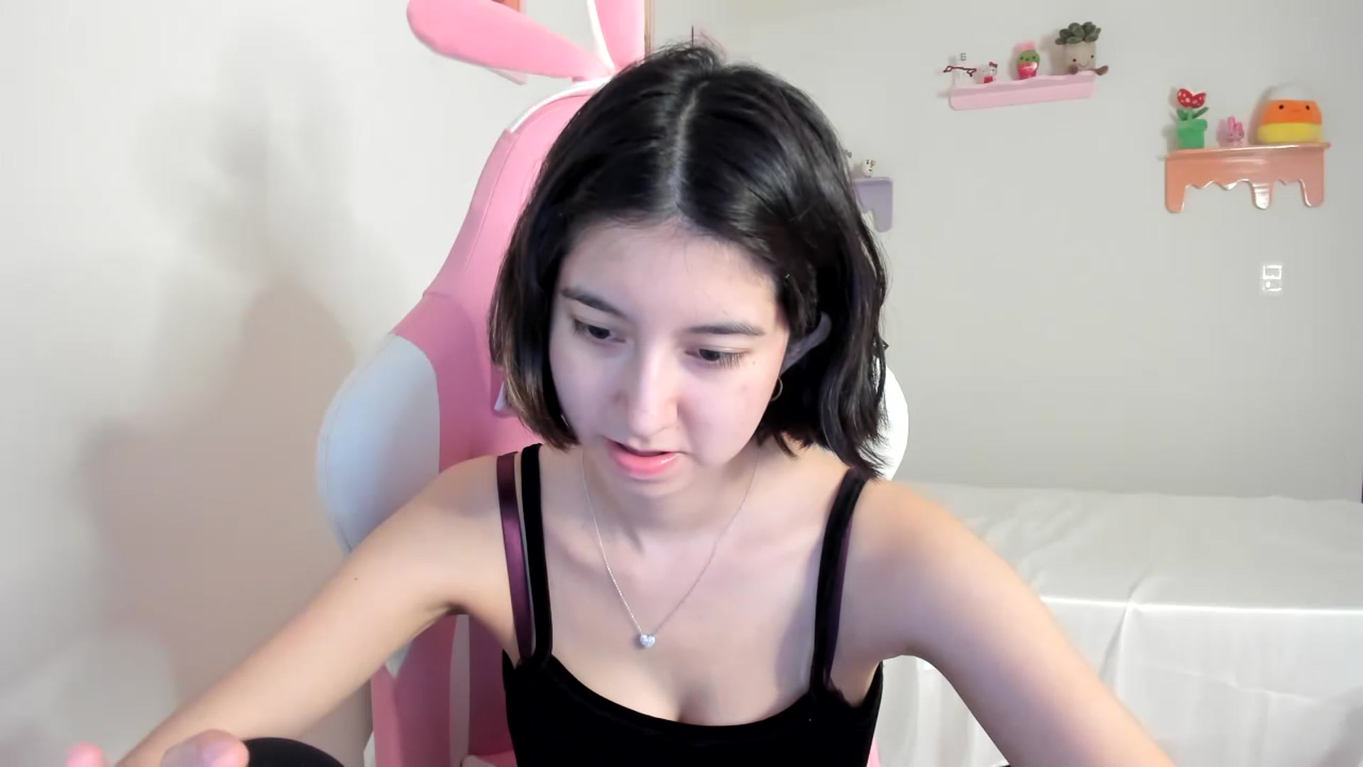 Gallery image thumbnail from Cherrycute666's myfreecams stream on, 07/09/2023, 23:09 image 2 of 20
