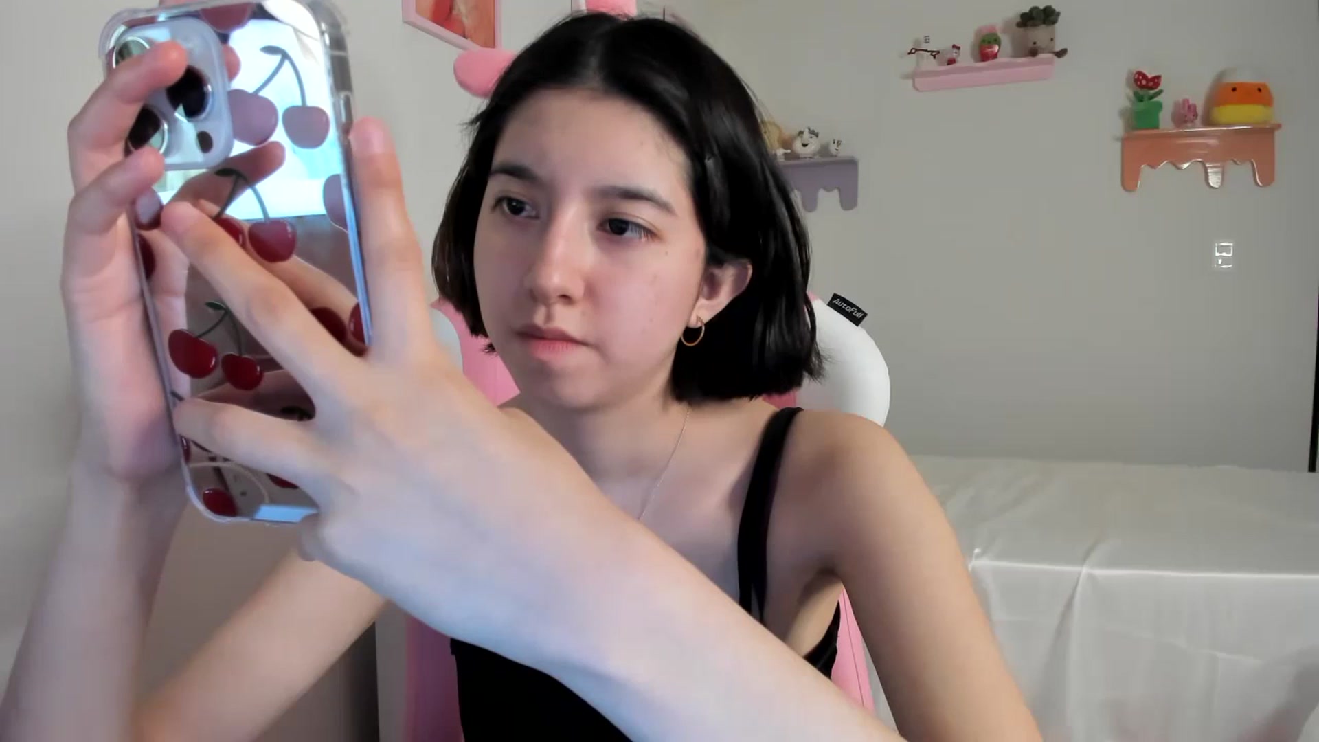 Gallery image thumbnail from Cherrycute666's myfreecams stream on, 07/09/2023, 23:09 image 13 of 20