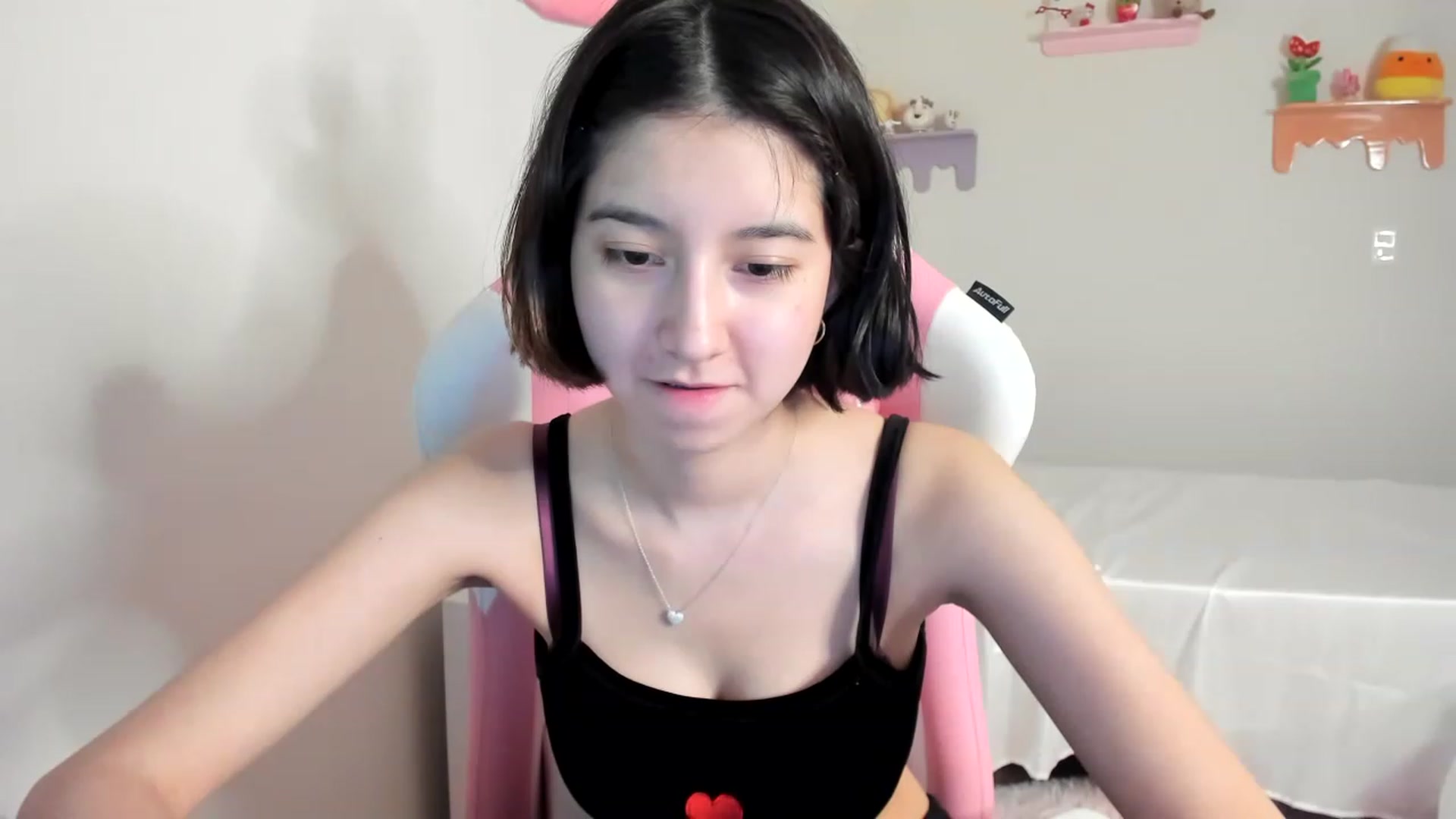 Gallery image thumbnail from Cherrycute666's myfreecams stream on, 07/10/2023, 24:02 image 11 of 20