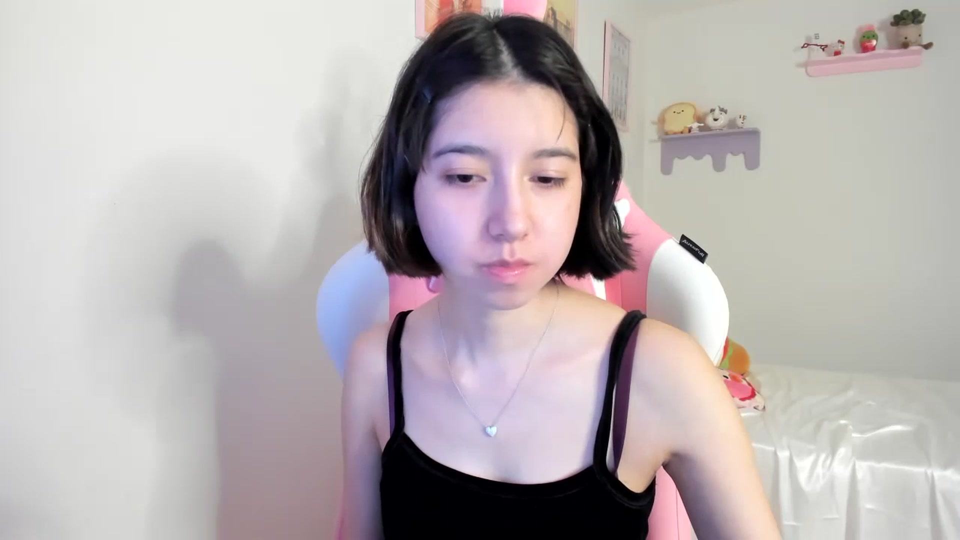 Gallery image thumbnail from Cherrycute666's myfreecams stream on, 07/10/2023, 01:30 image 8 of 20