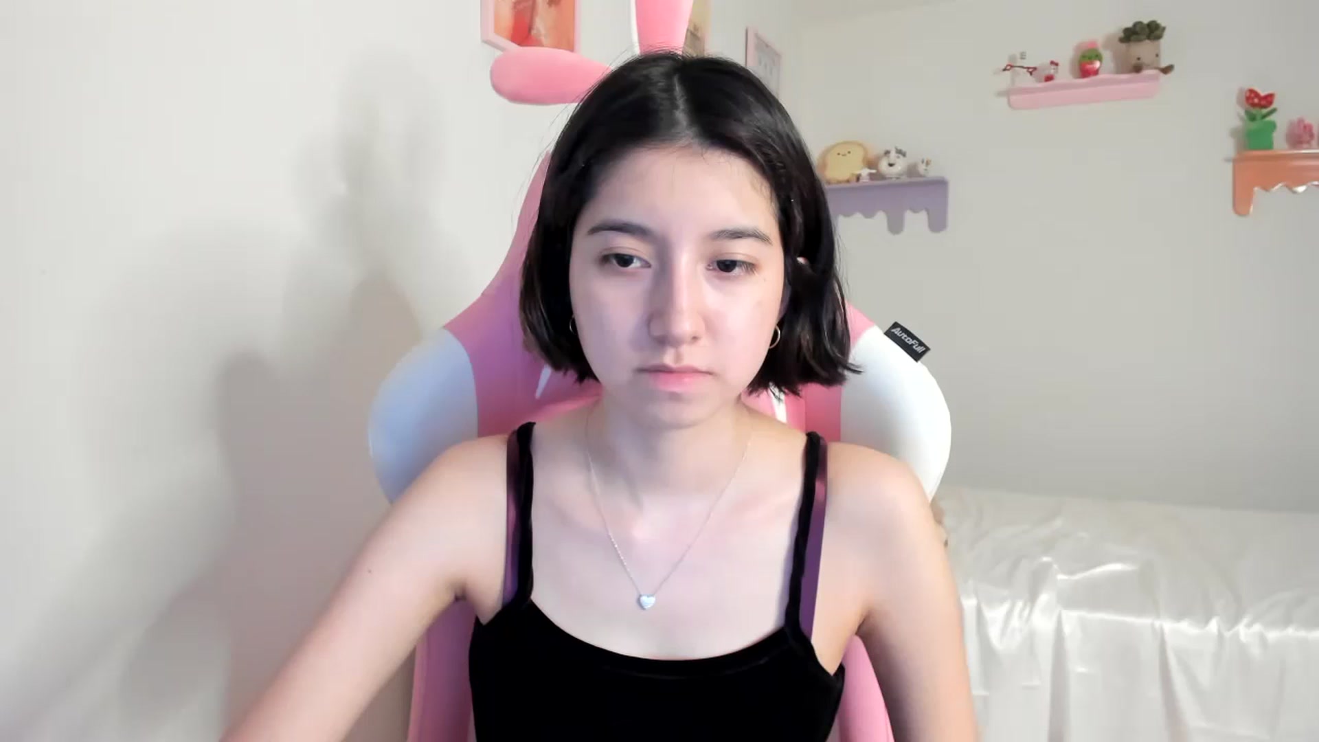 Gallery image thumbnail from Cherrycute666's myfreecams stream on, 07/10/2023, 03:42 image 12 of 20